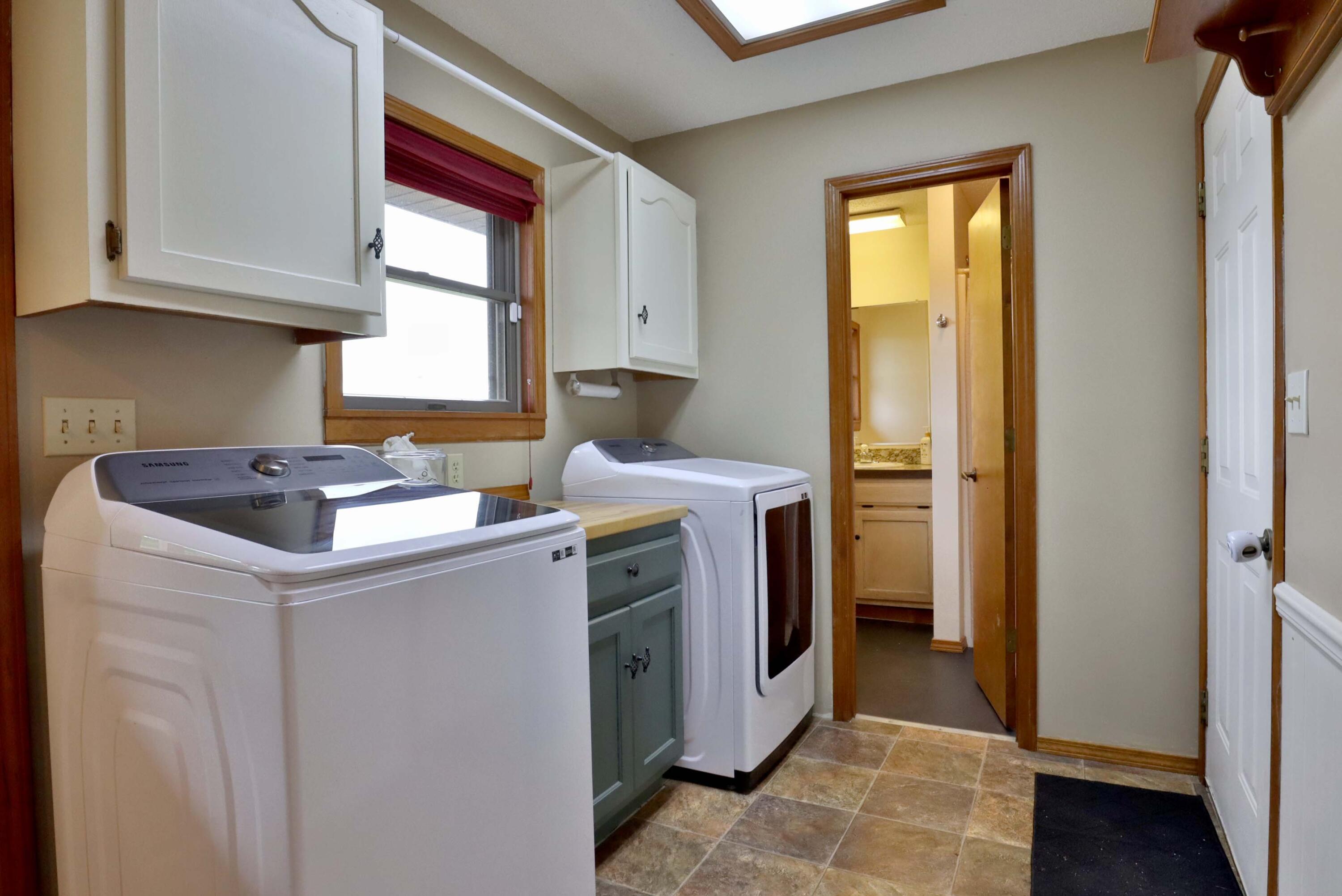 property viewer photo 16