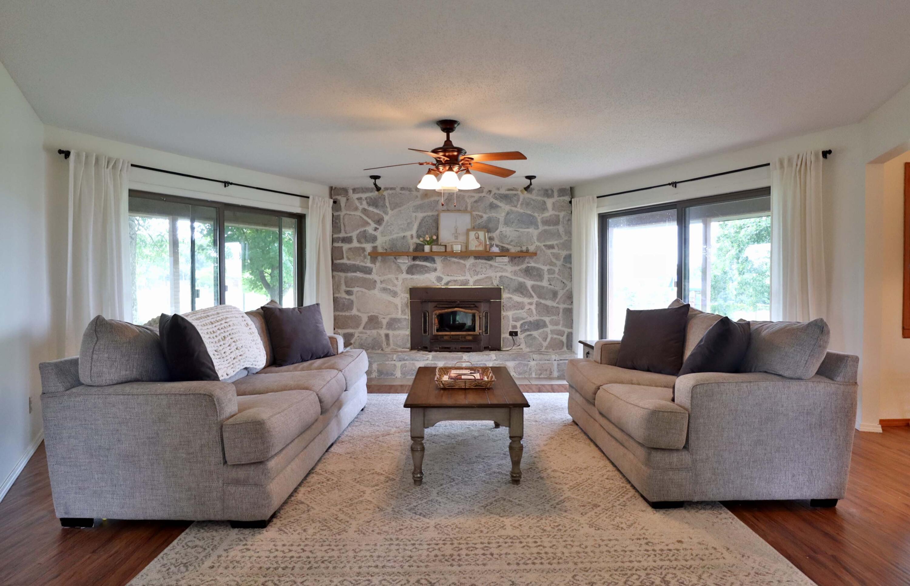 property viewer photo 2