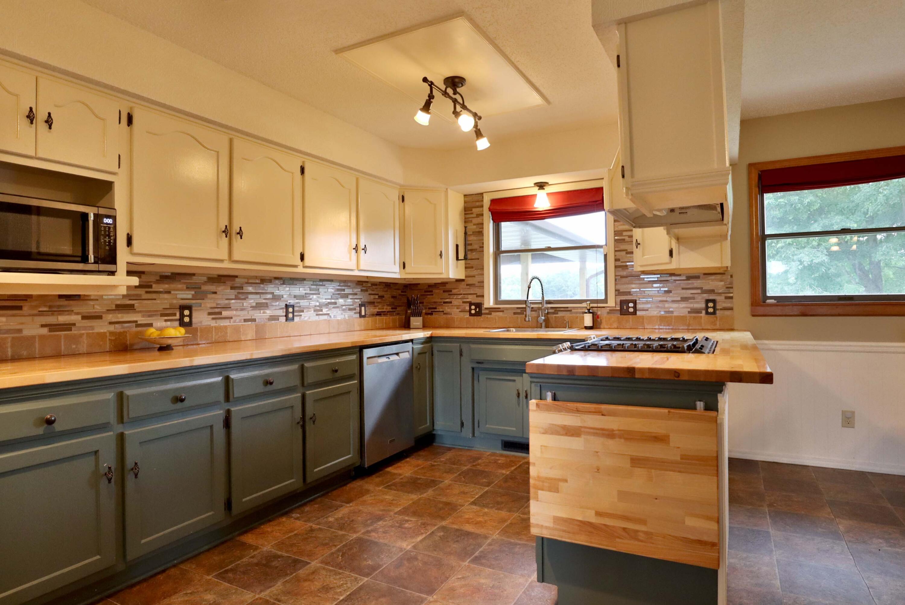 property viewer photo 4