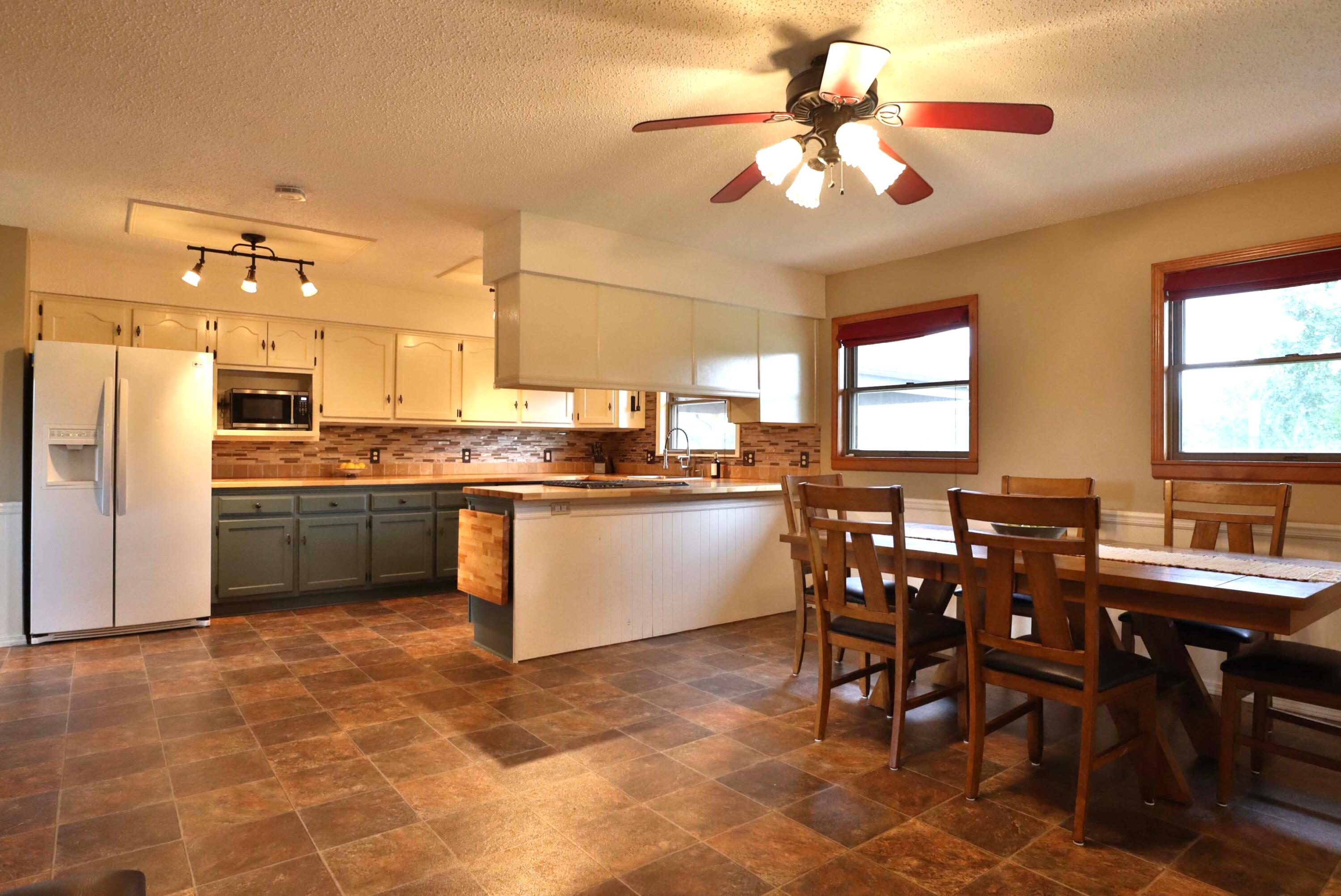 property viewer photo 5