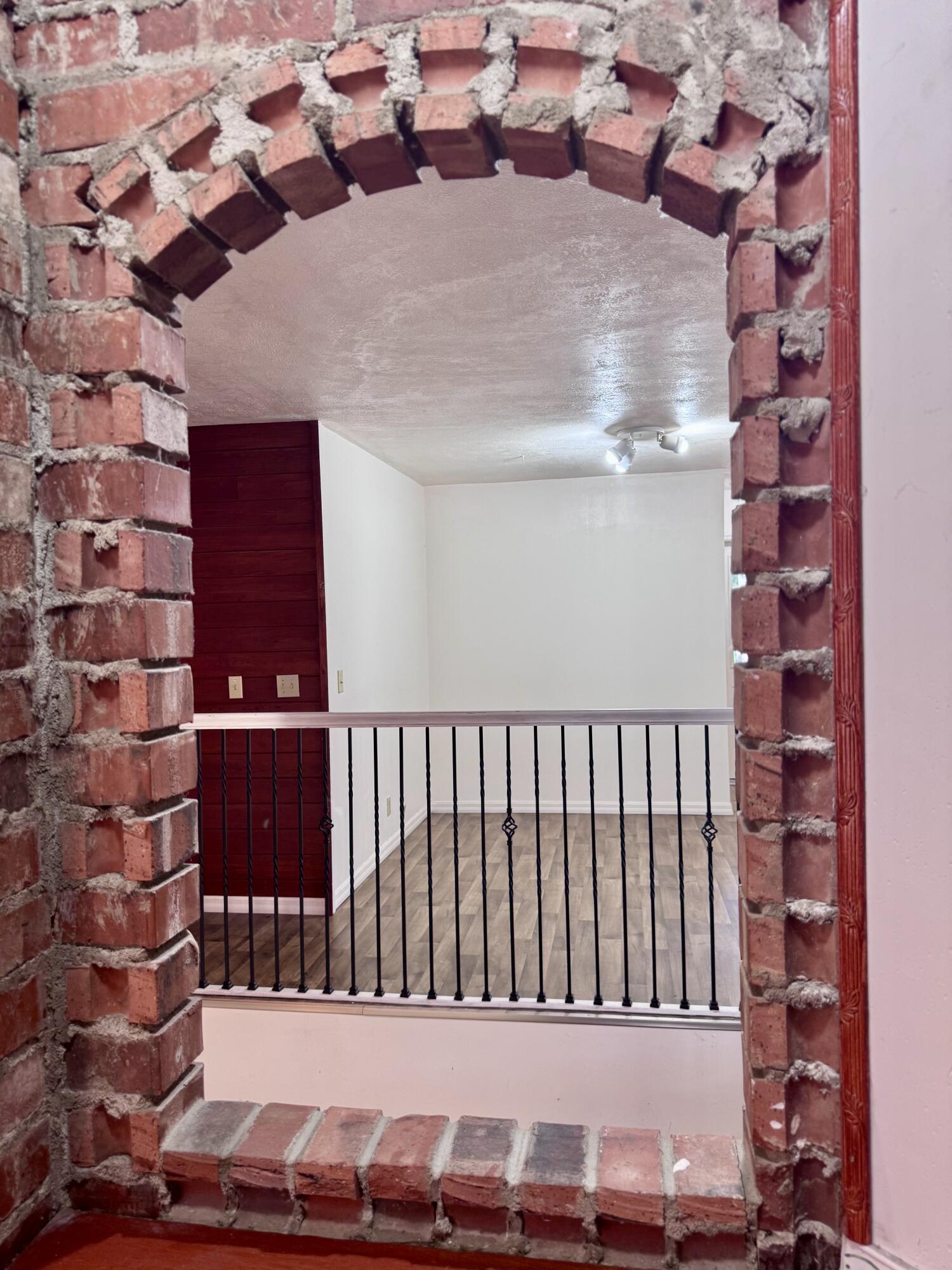 main property photo 50