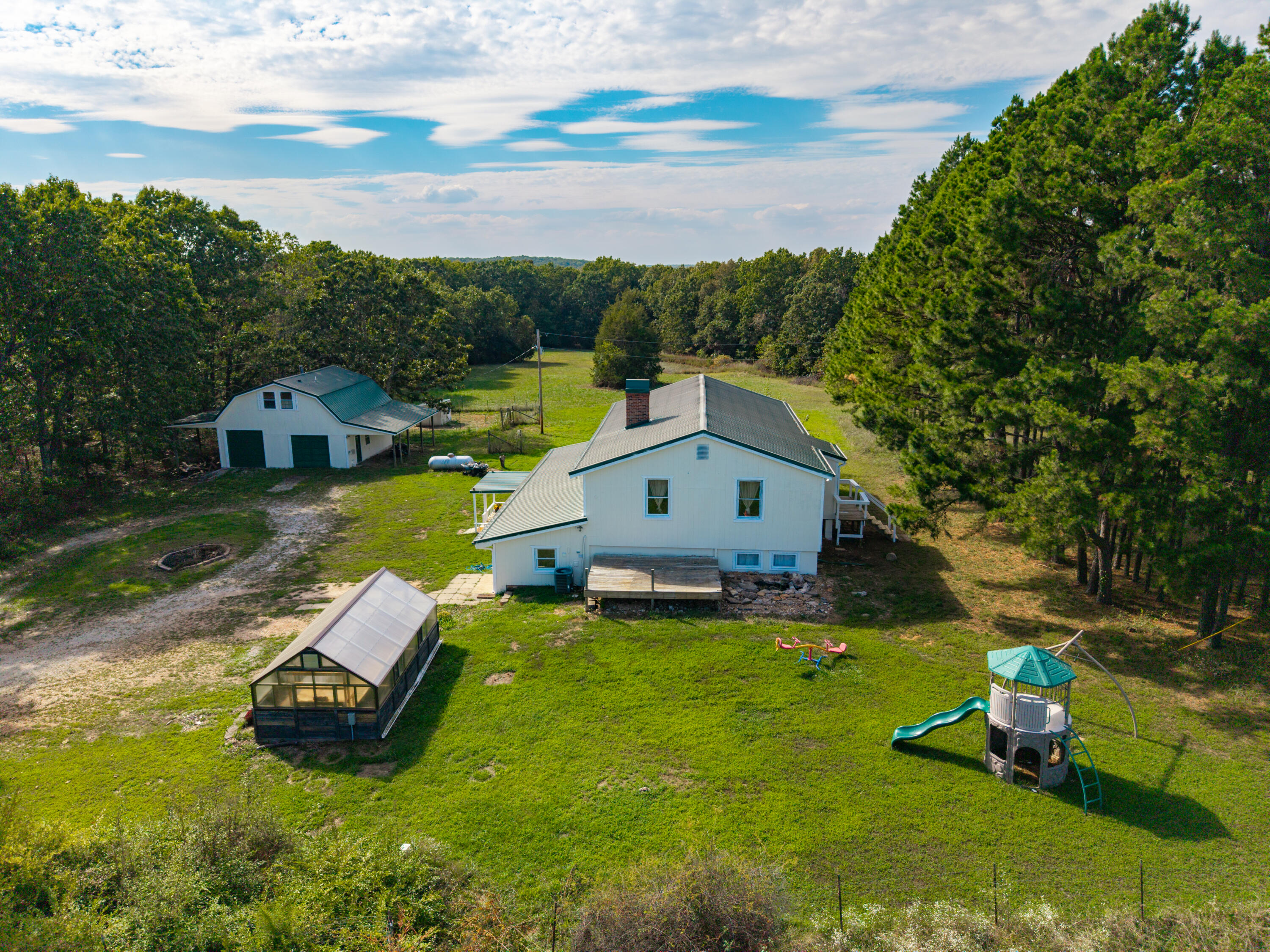 main property photo 90