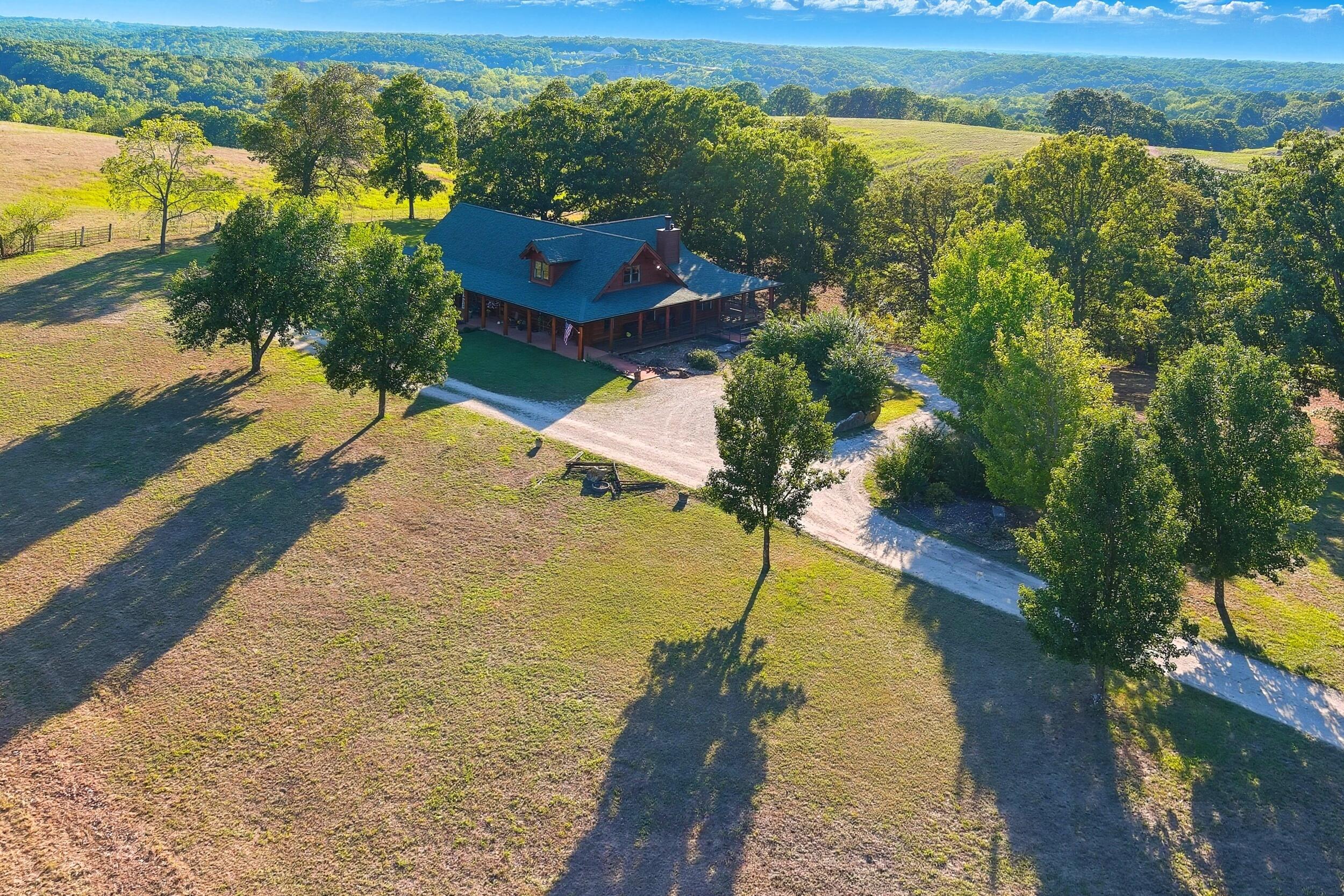 main property photo 6