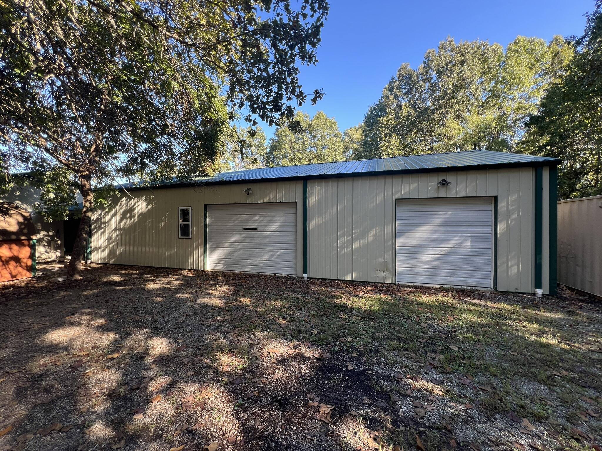 main property photo 50