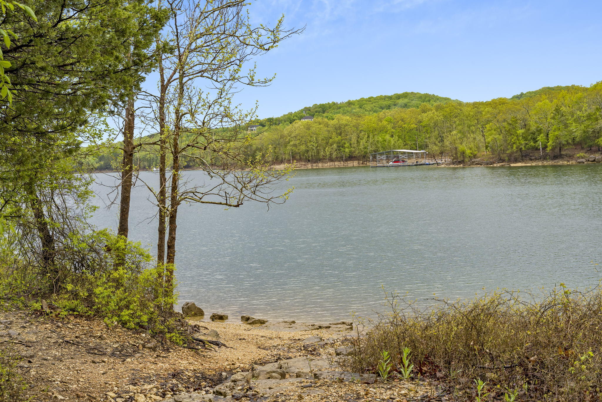 main property photo 50