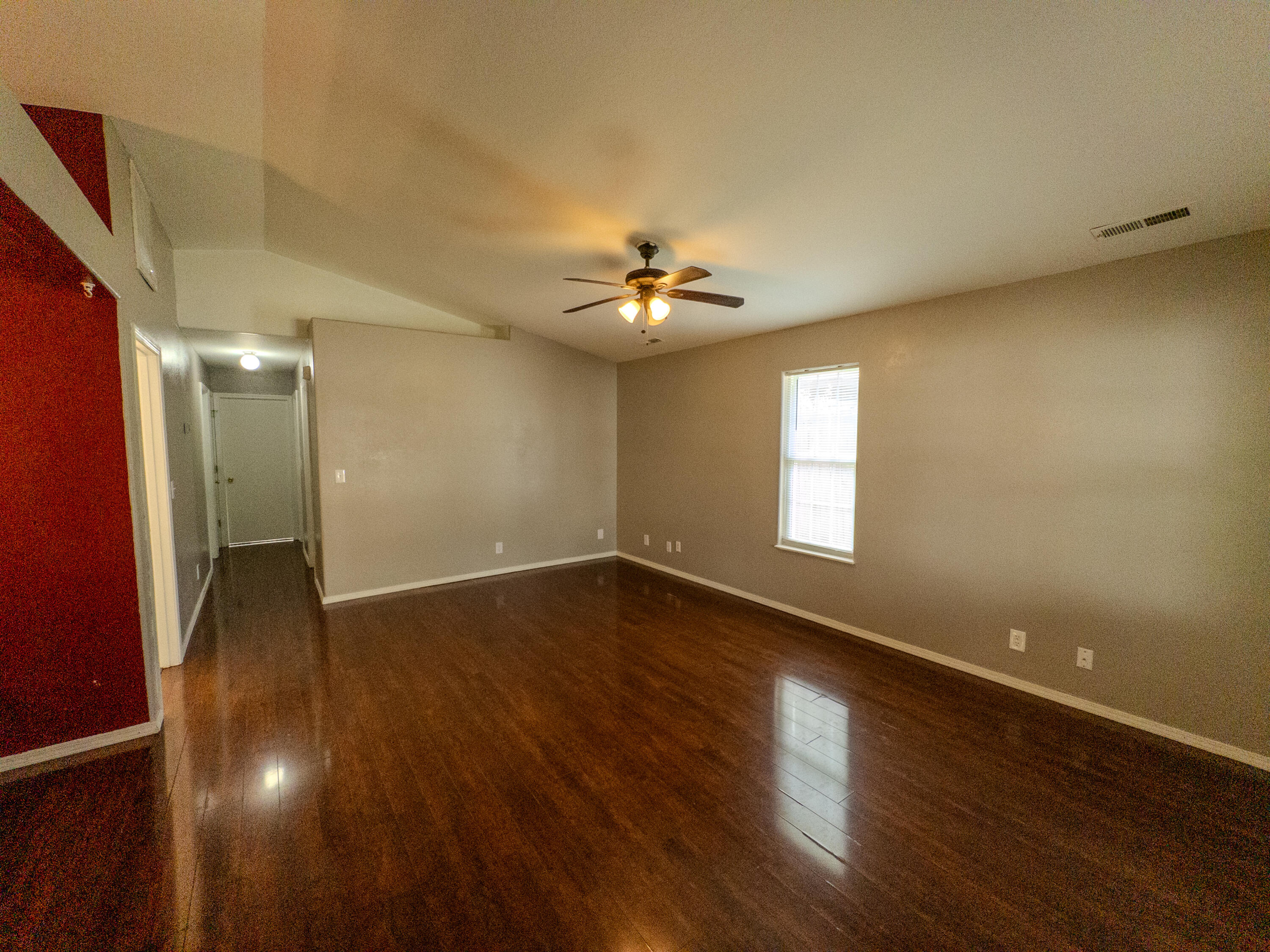 property viewer photo 13