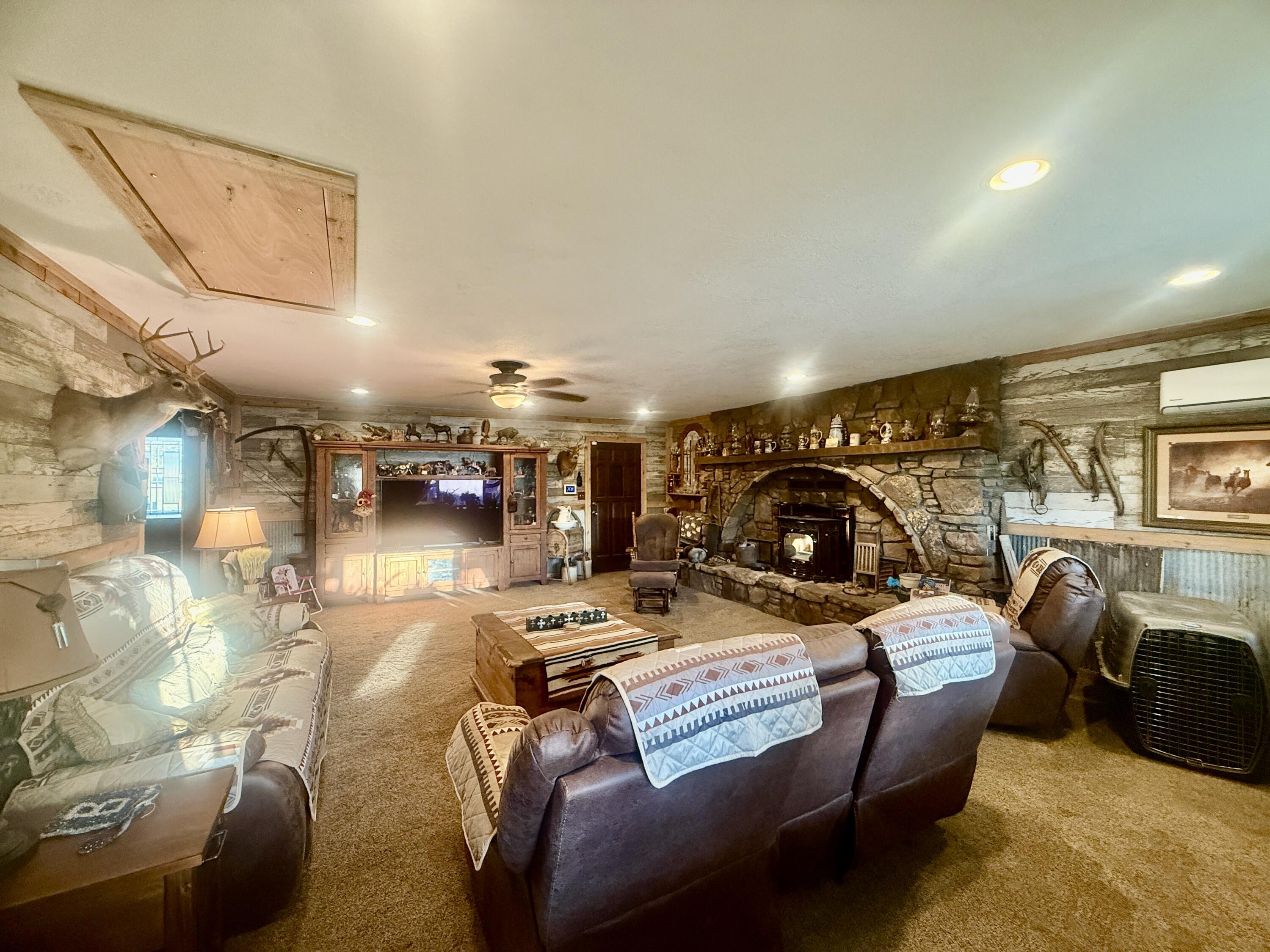 property viewer photo 13