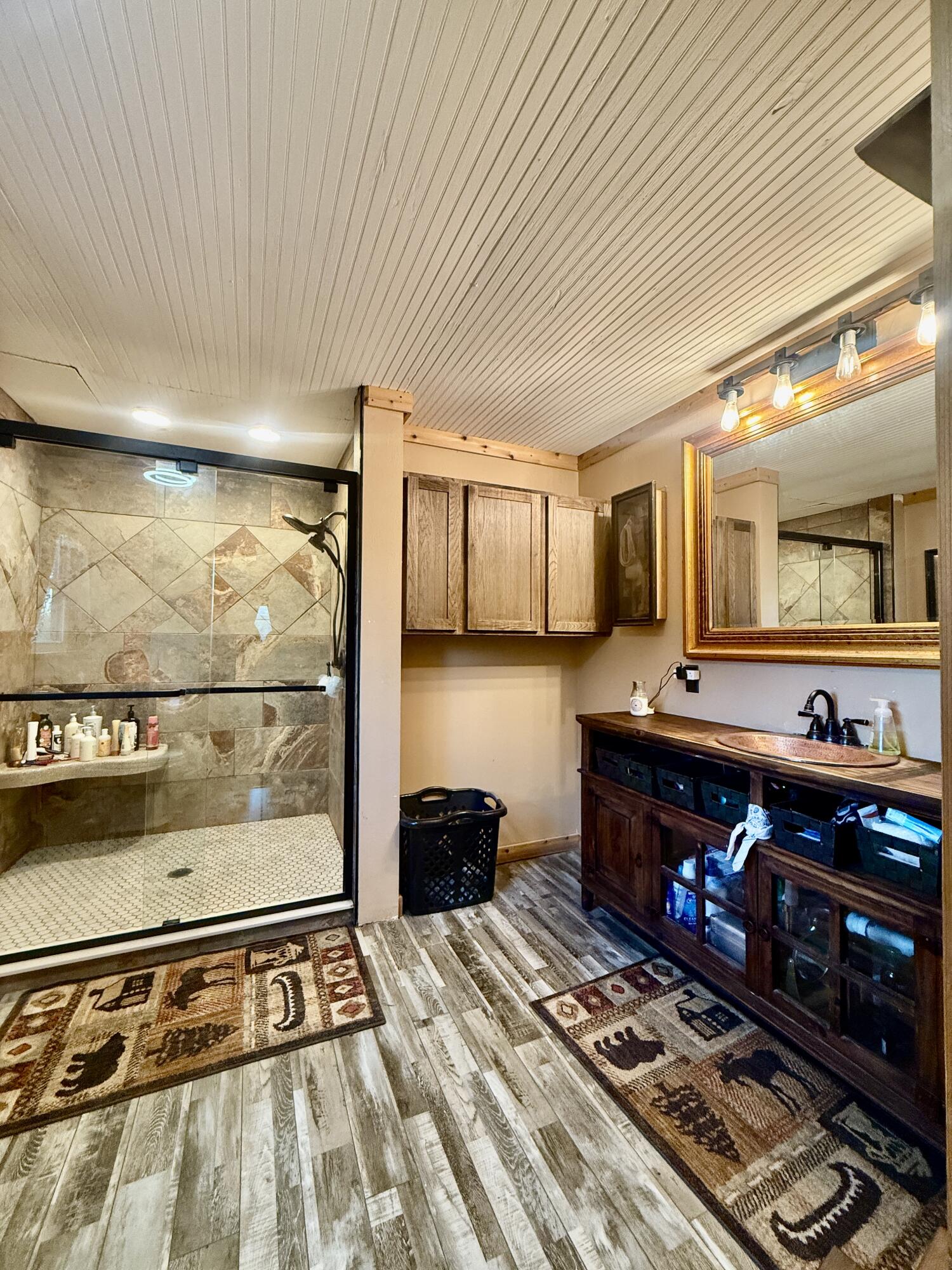 property viewer photo 16