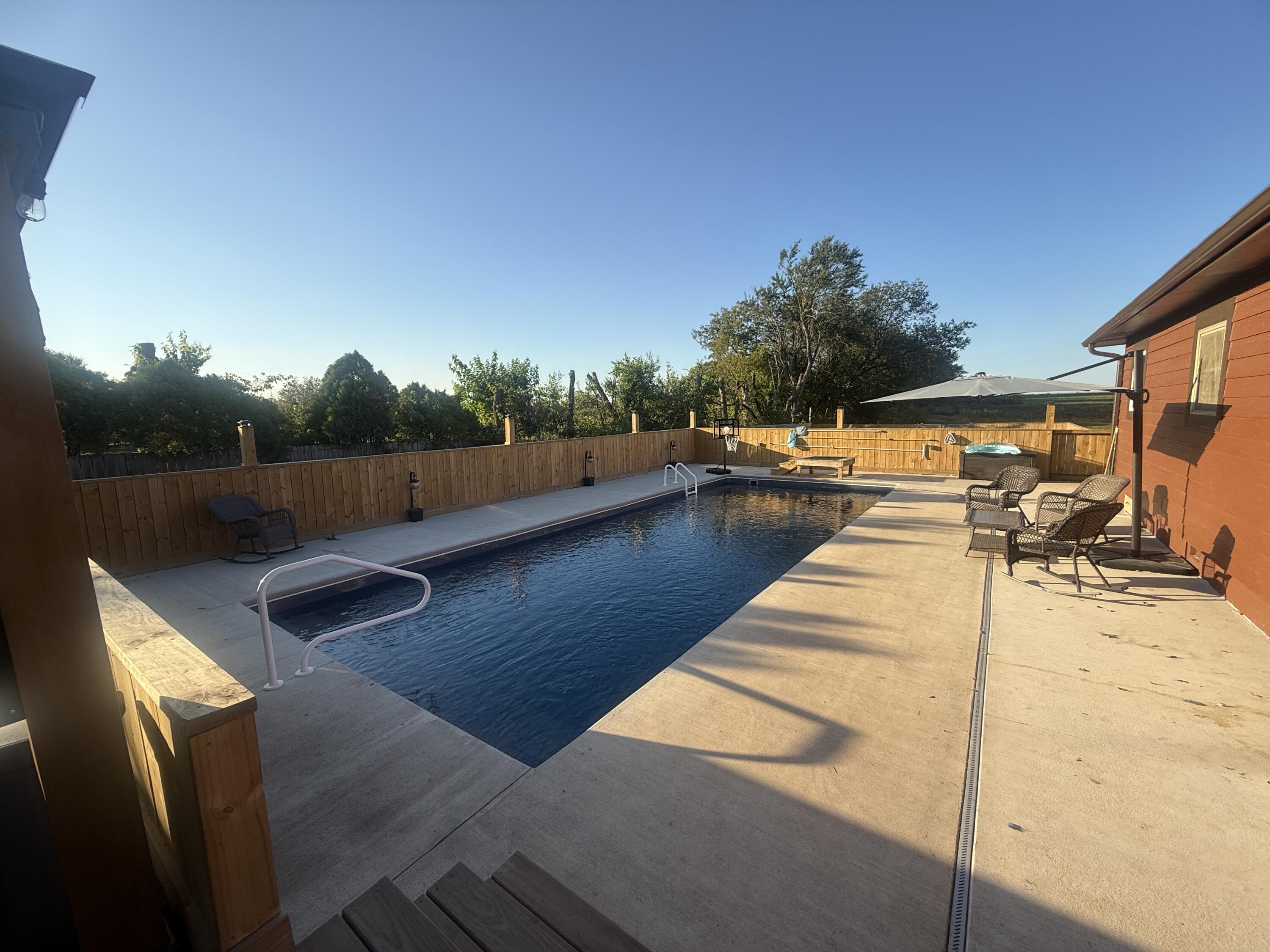 property viewer photo 27