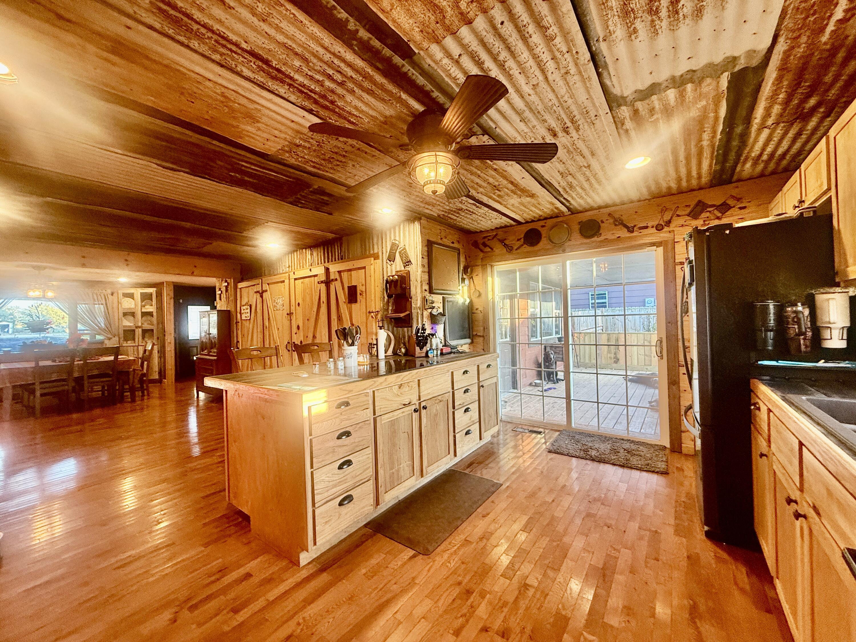 property viewer photo 9