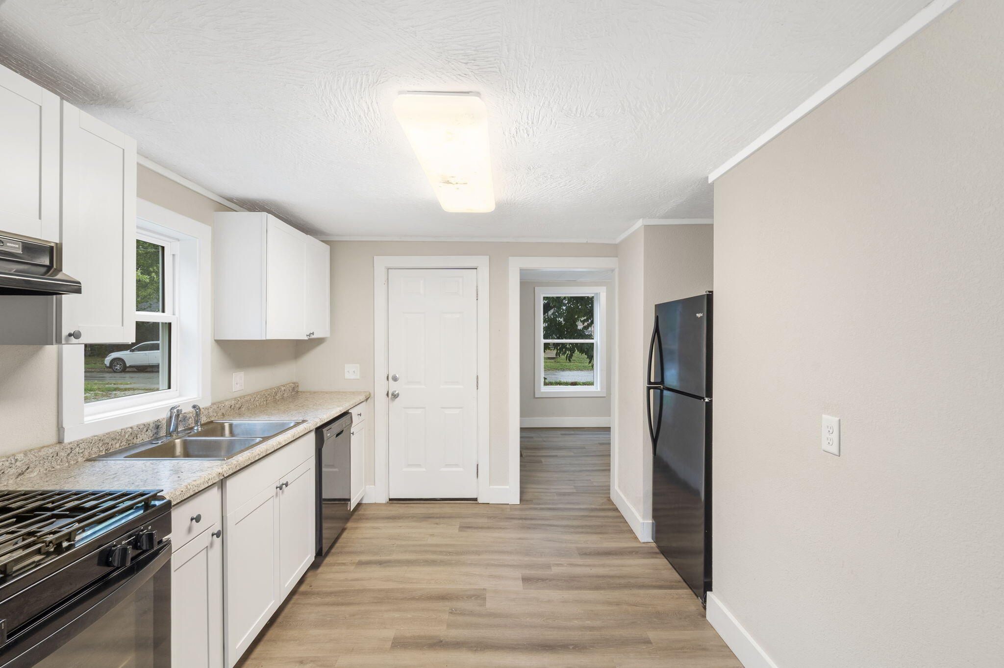 property viewer photo 14