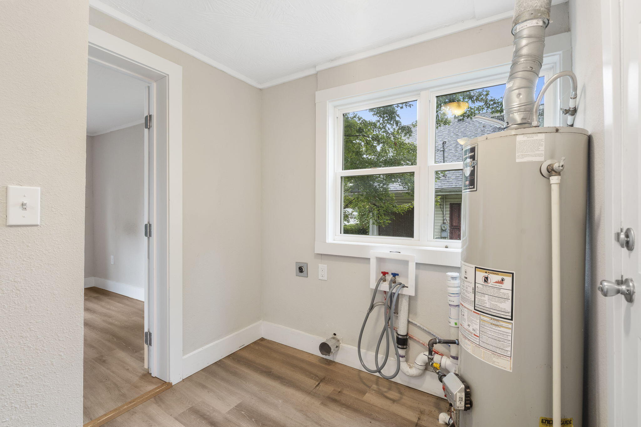 property viewer photo 22