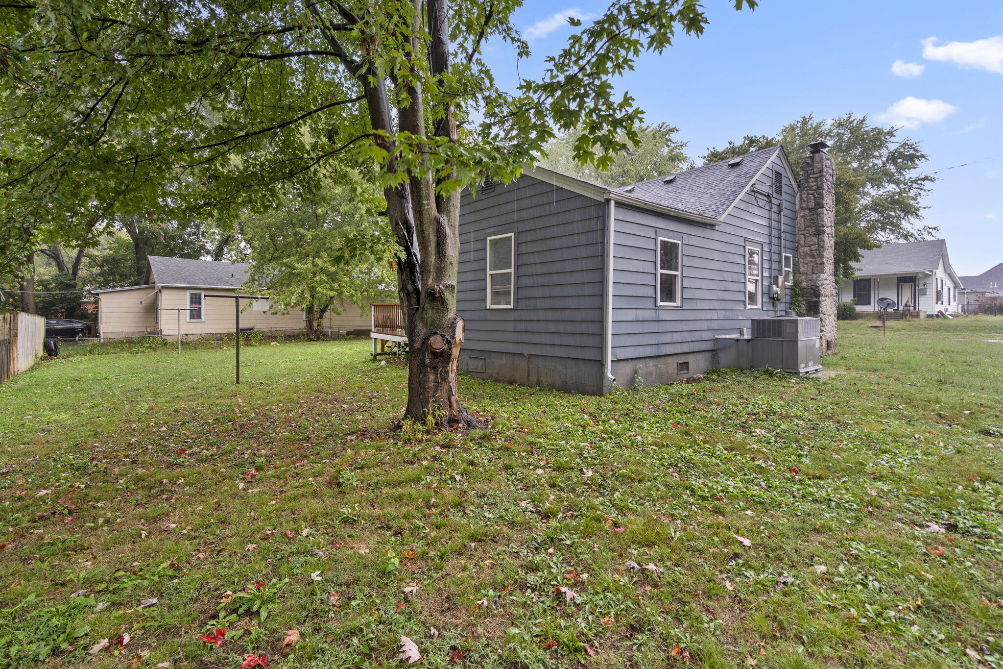 property viewer photo 26