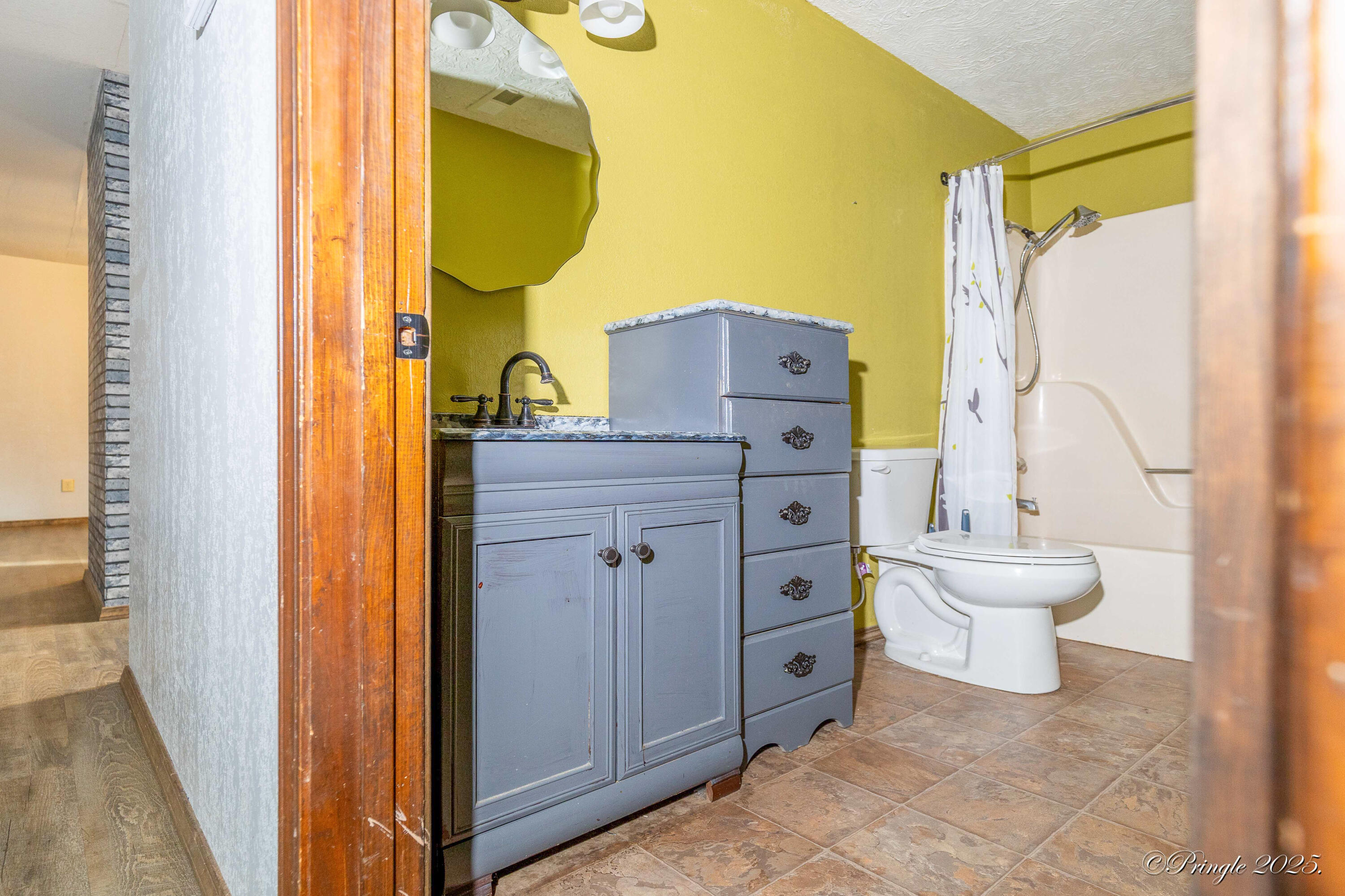 property viewer photo 14