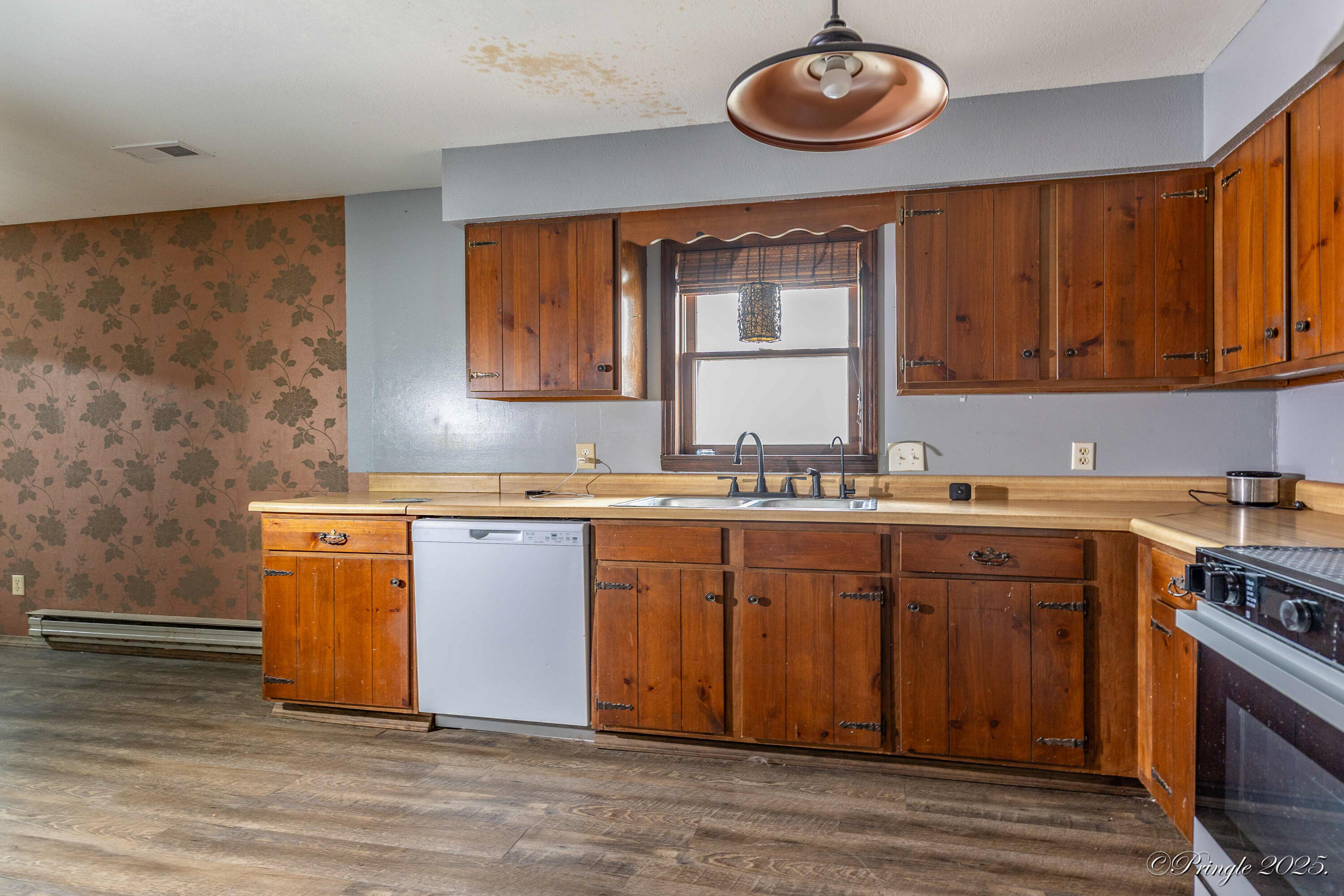 property viewer photo 7