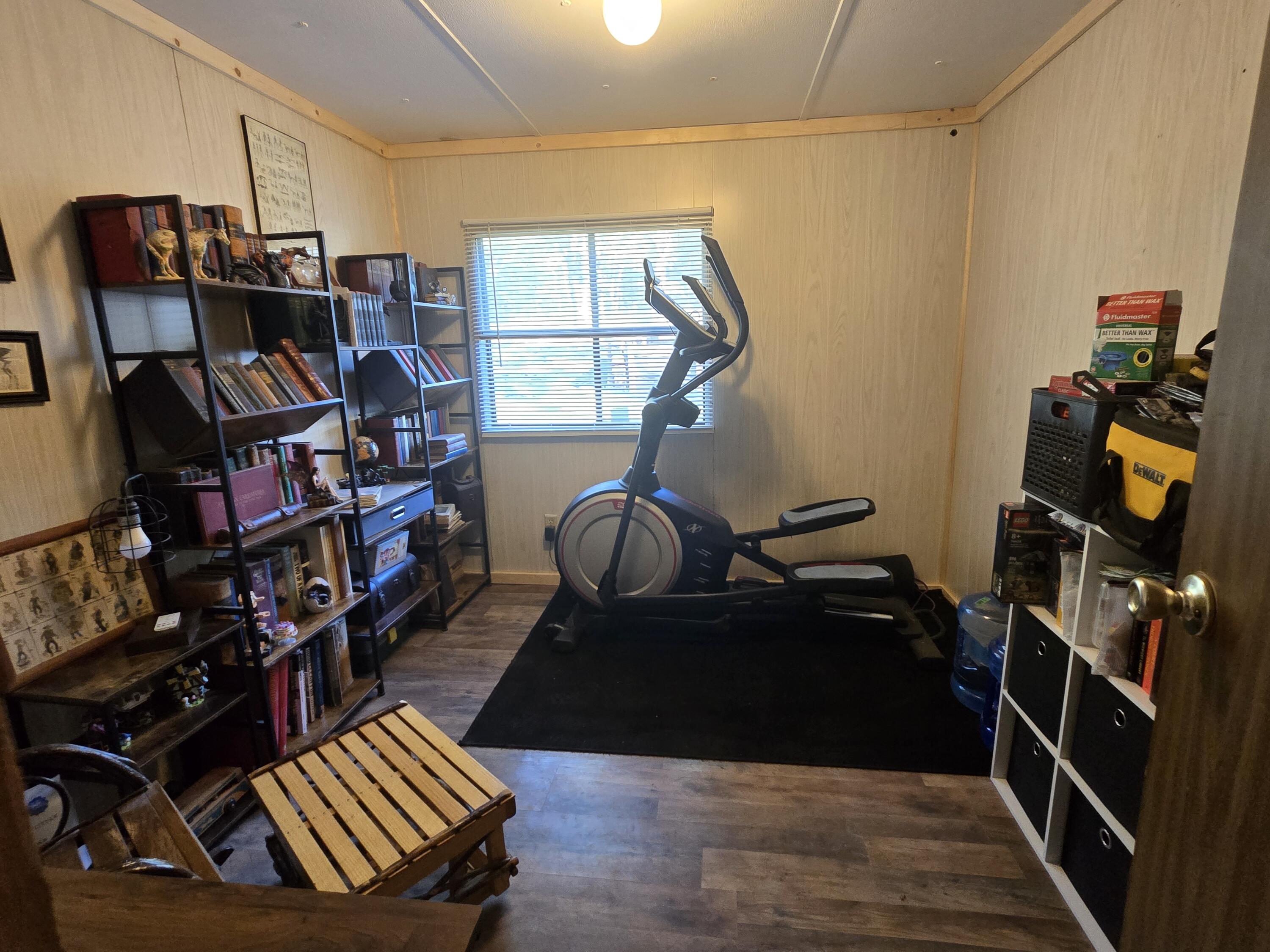 main property photo 17