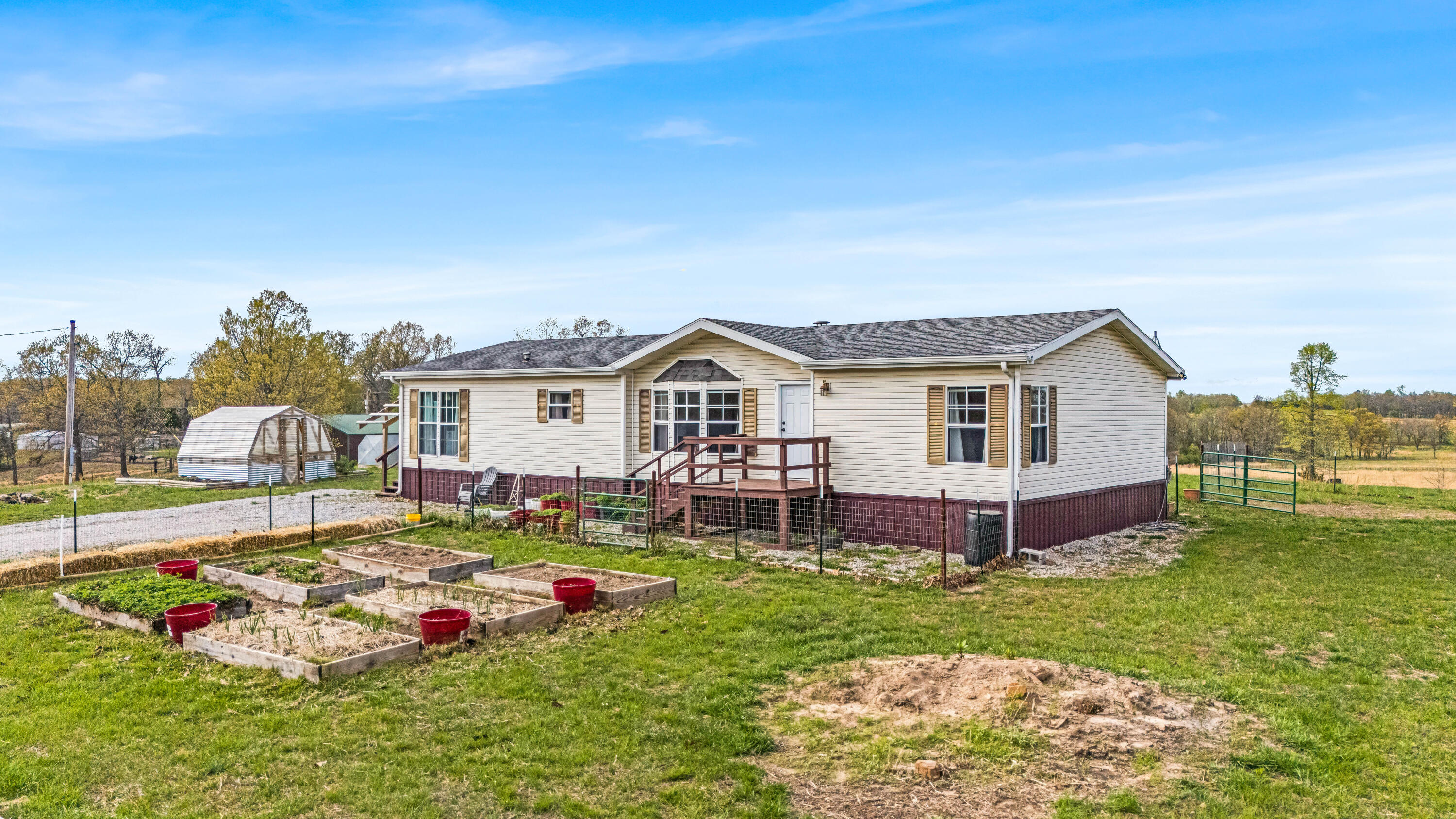 main property photo 0