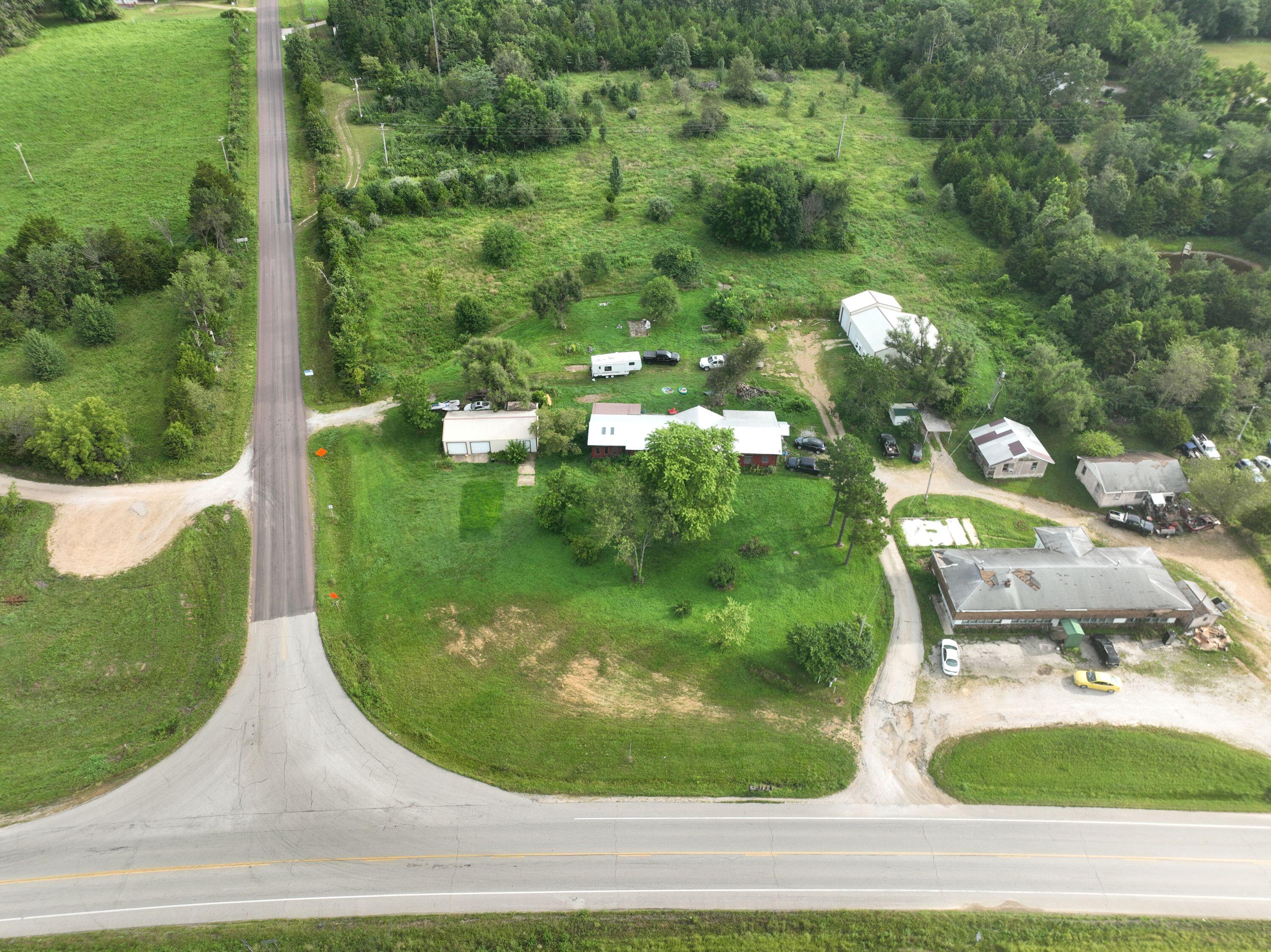 main property photo 4