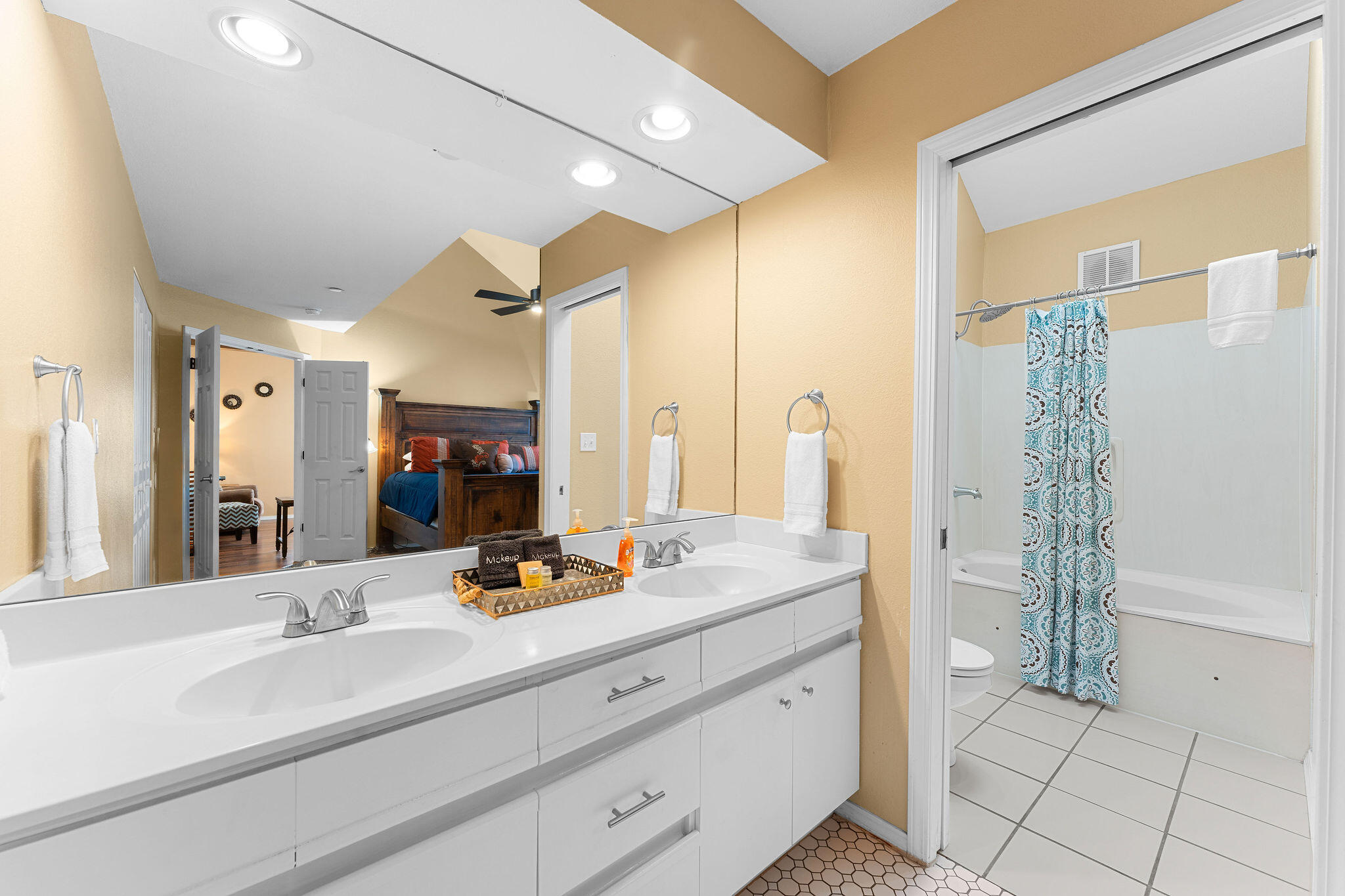 property viewer photo 15
