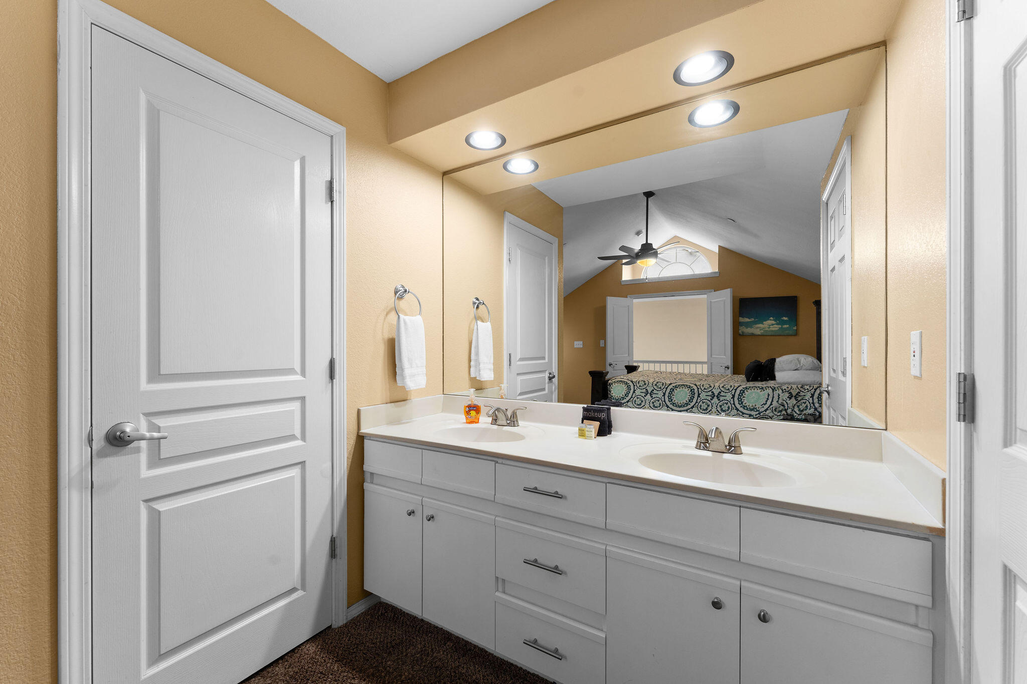 property viewer photo 23