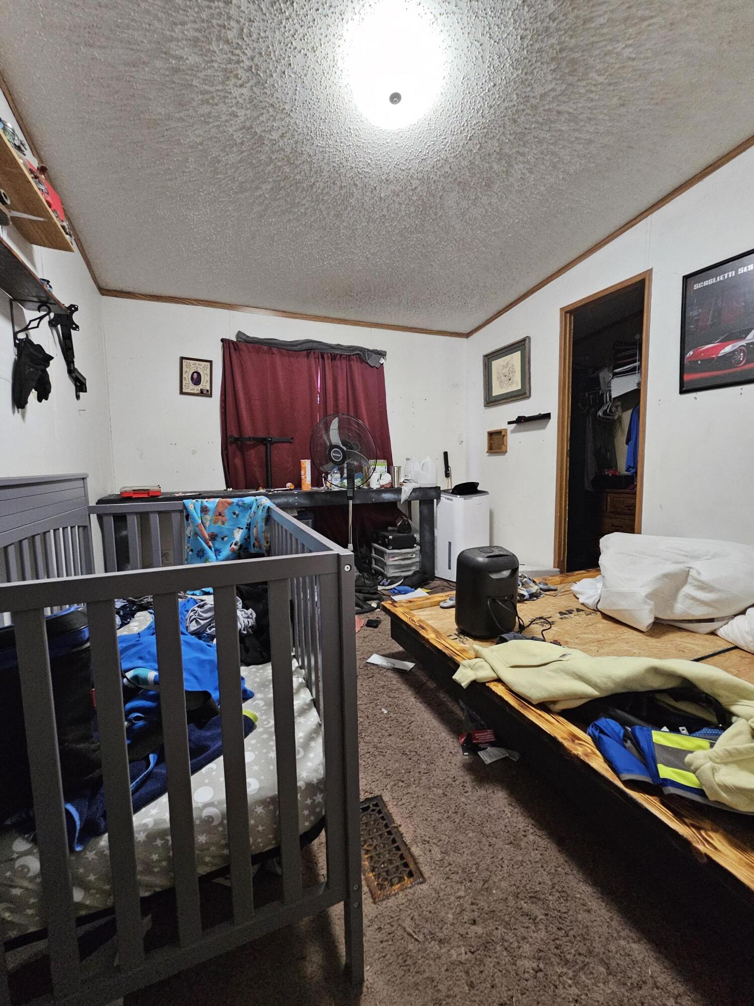 property viewer photo 18