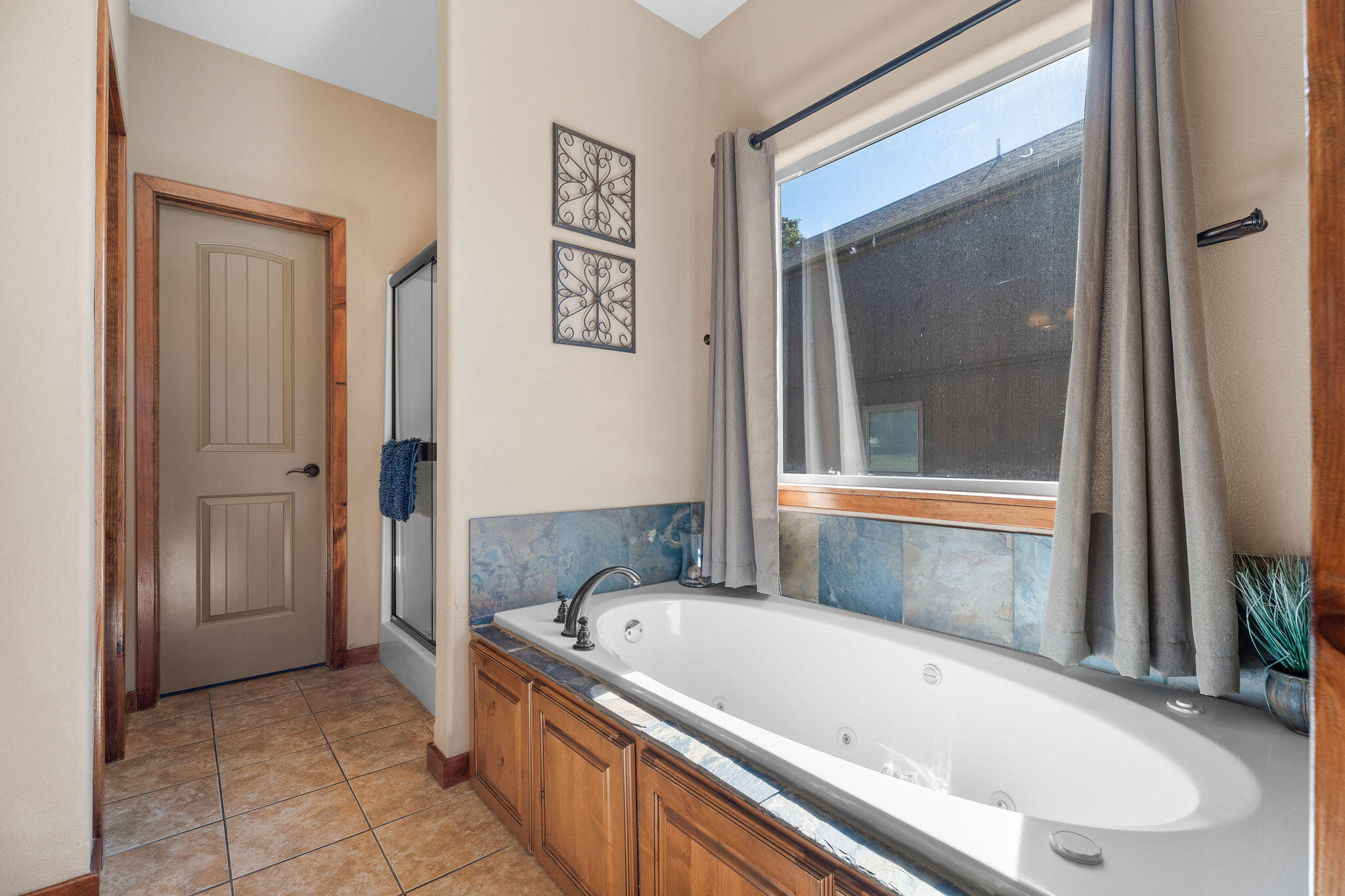 property viewer photo 17