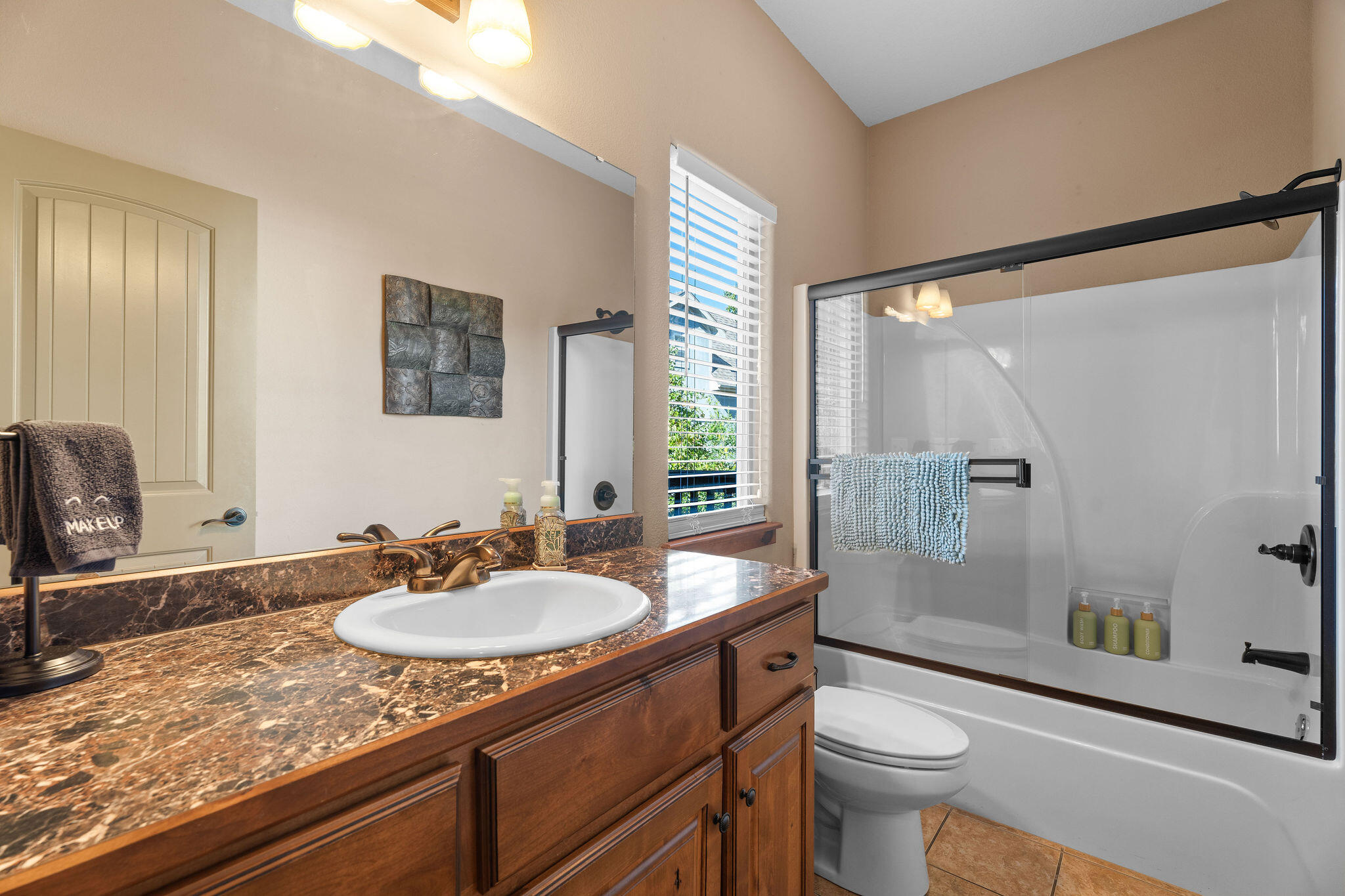 property viewer photo 20