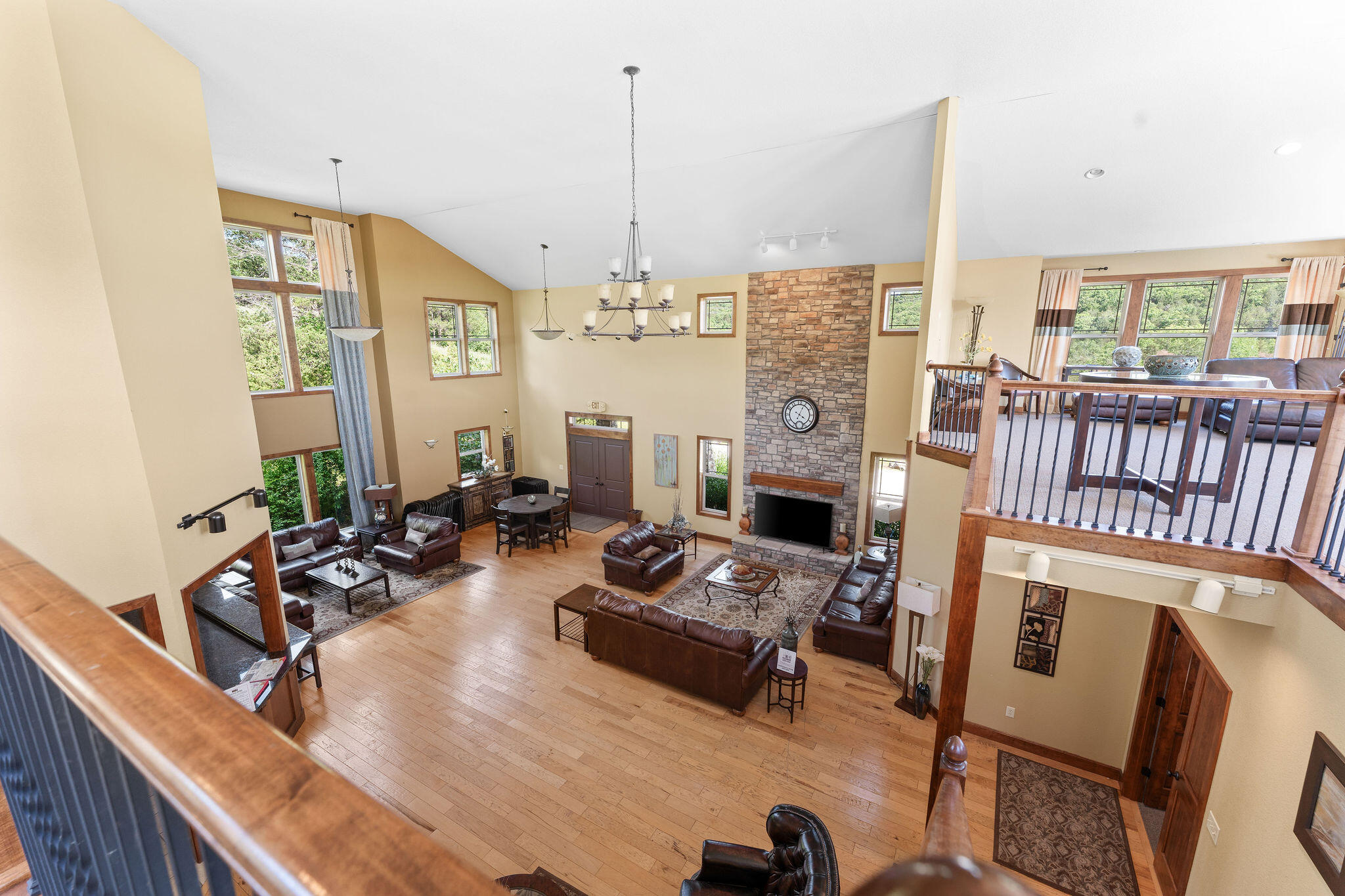 property viewer photo 33