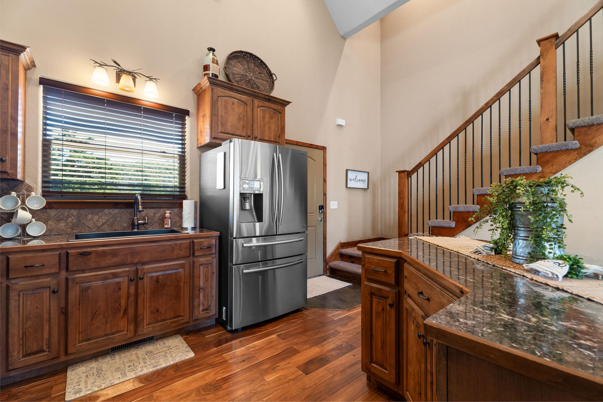 property viewer photo 8