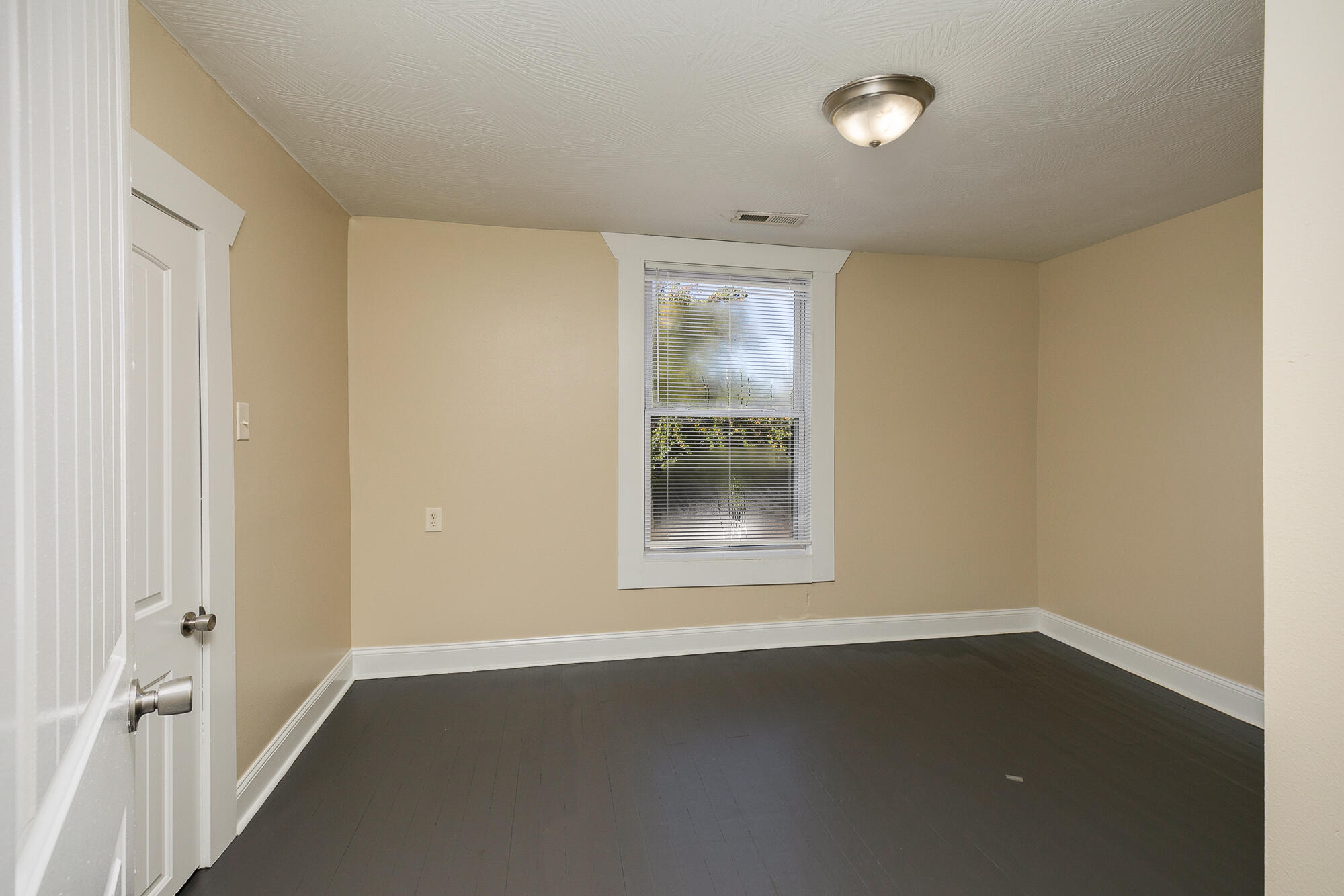 property viewer photo 19