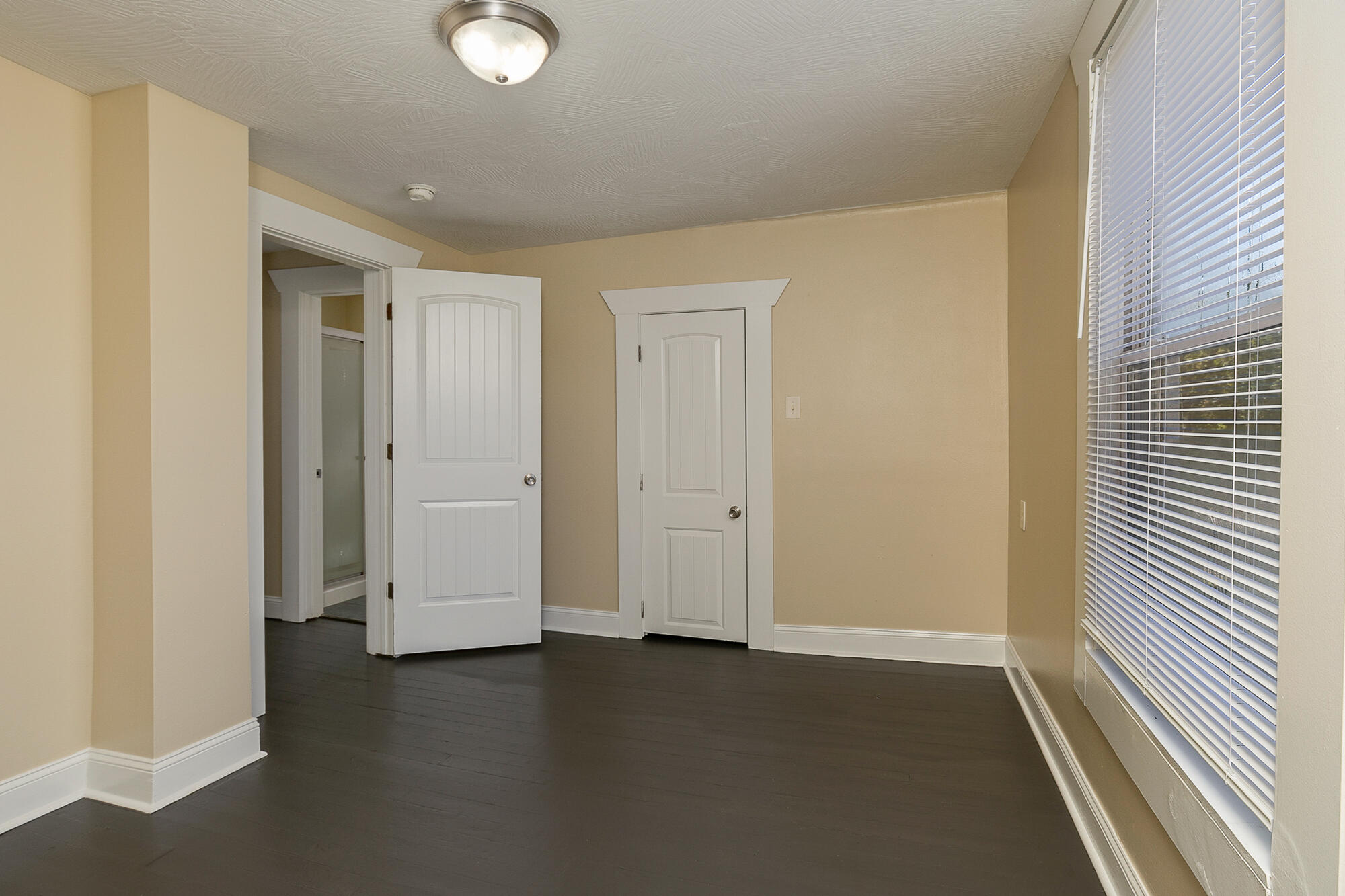 property viewer photo 20