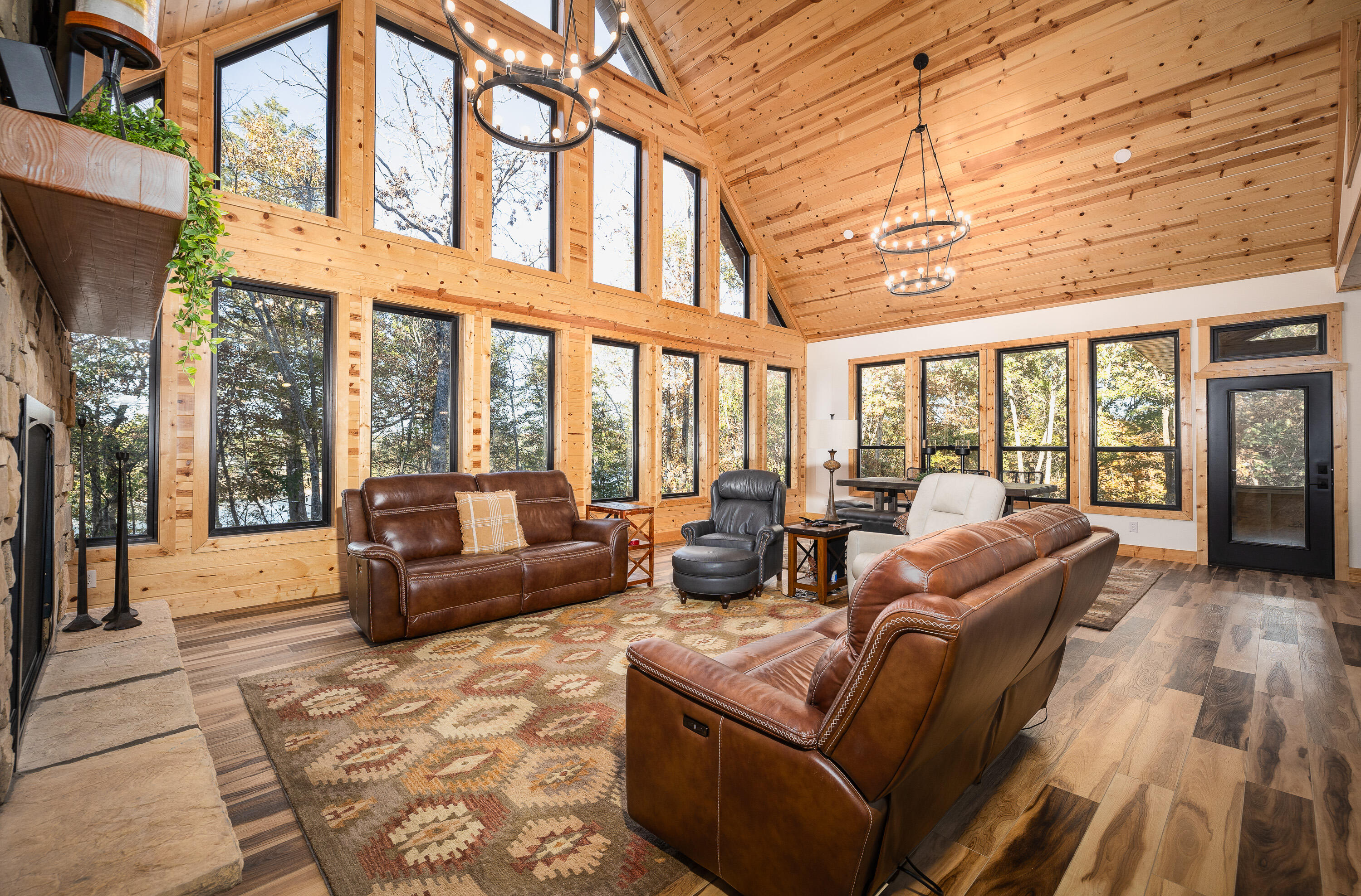 property viewer photo 31