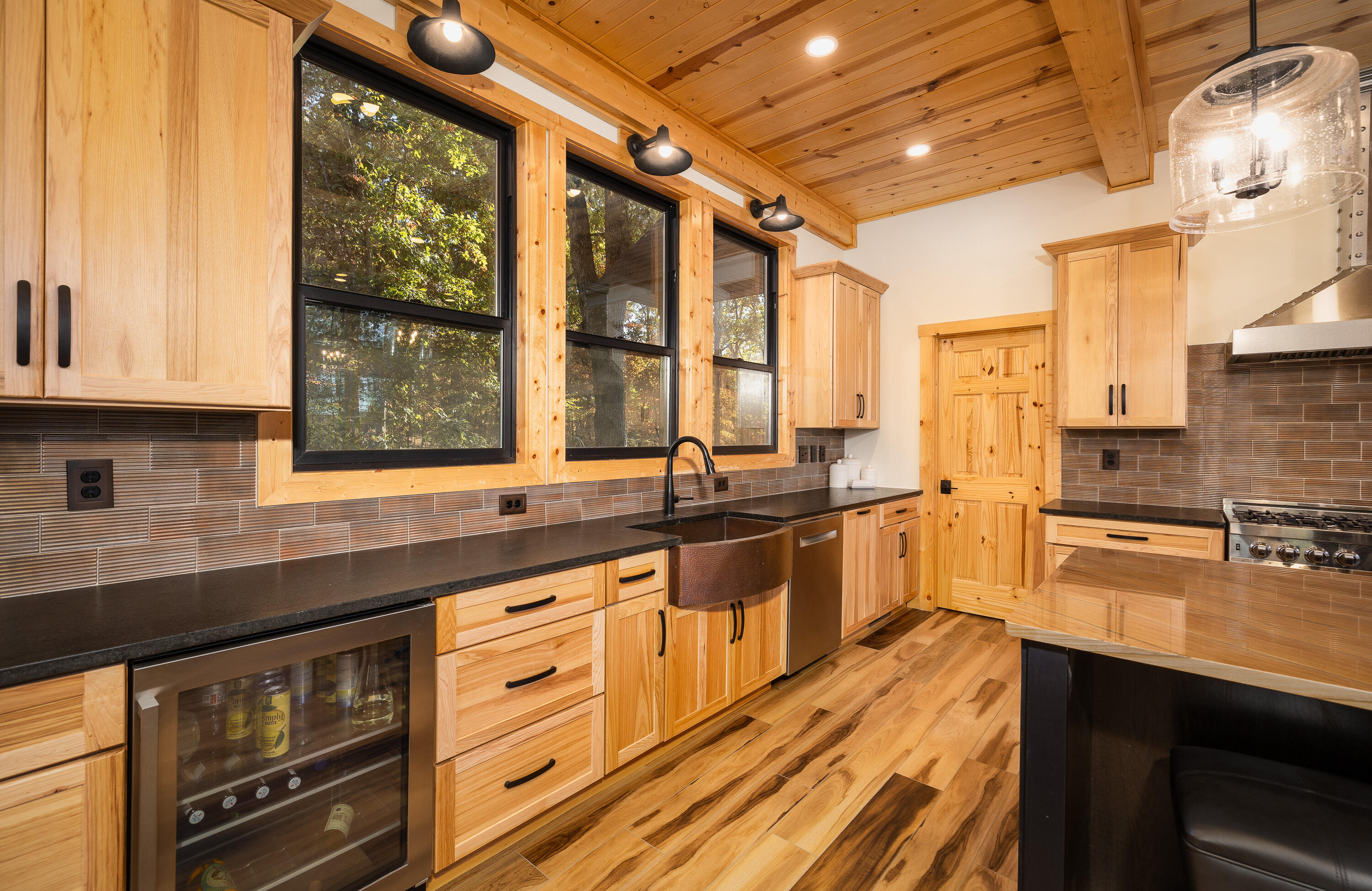 property viewer photo 37