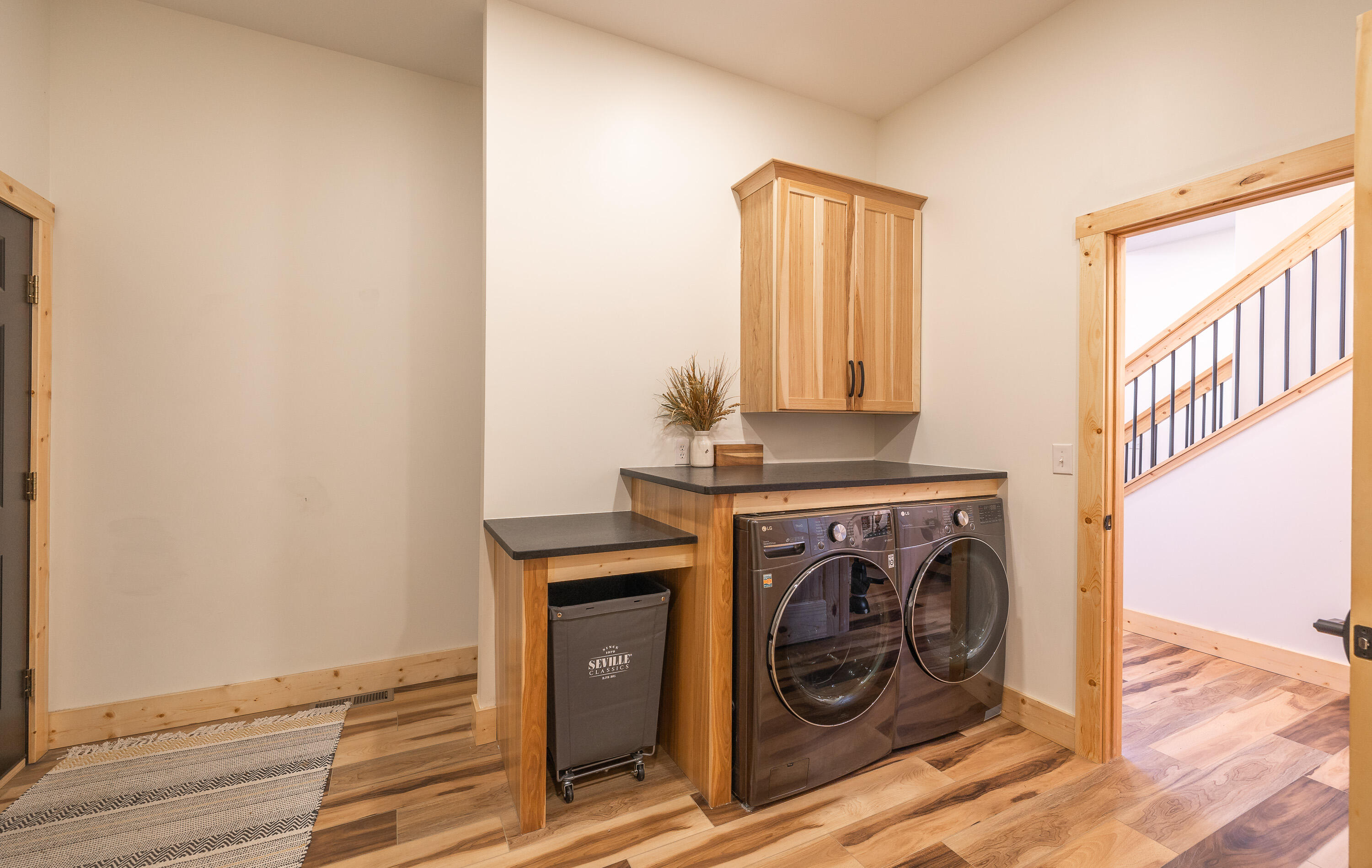 property viewer photo 44