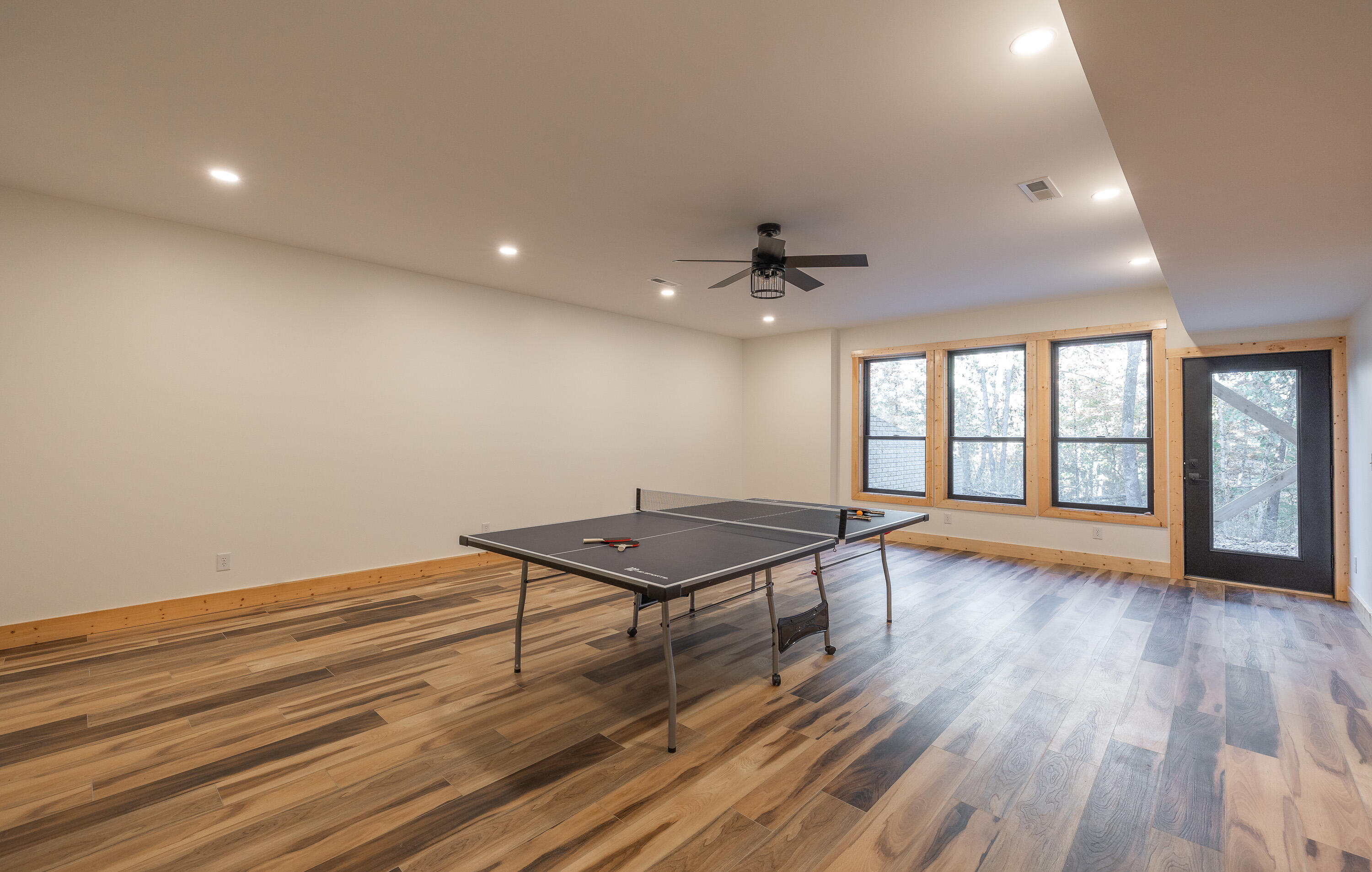 property viewer photo 46