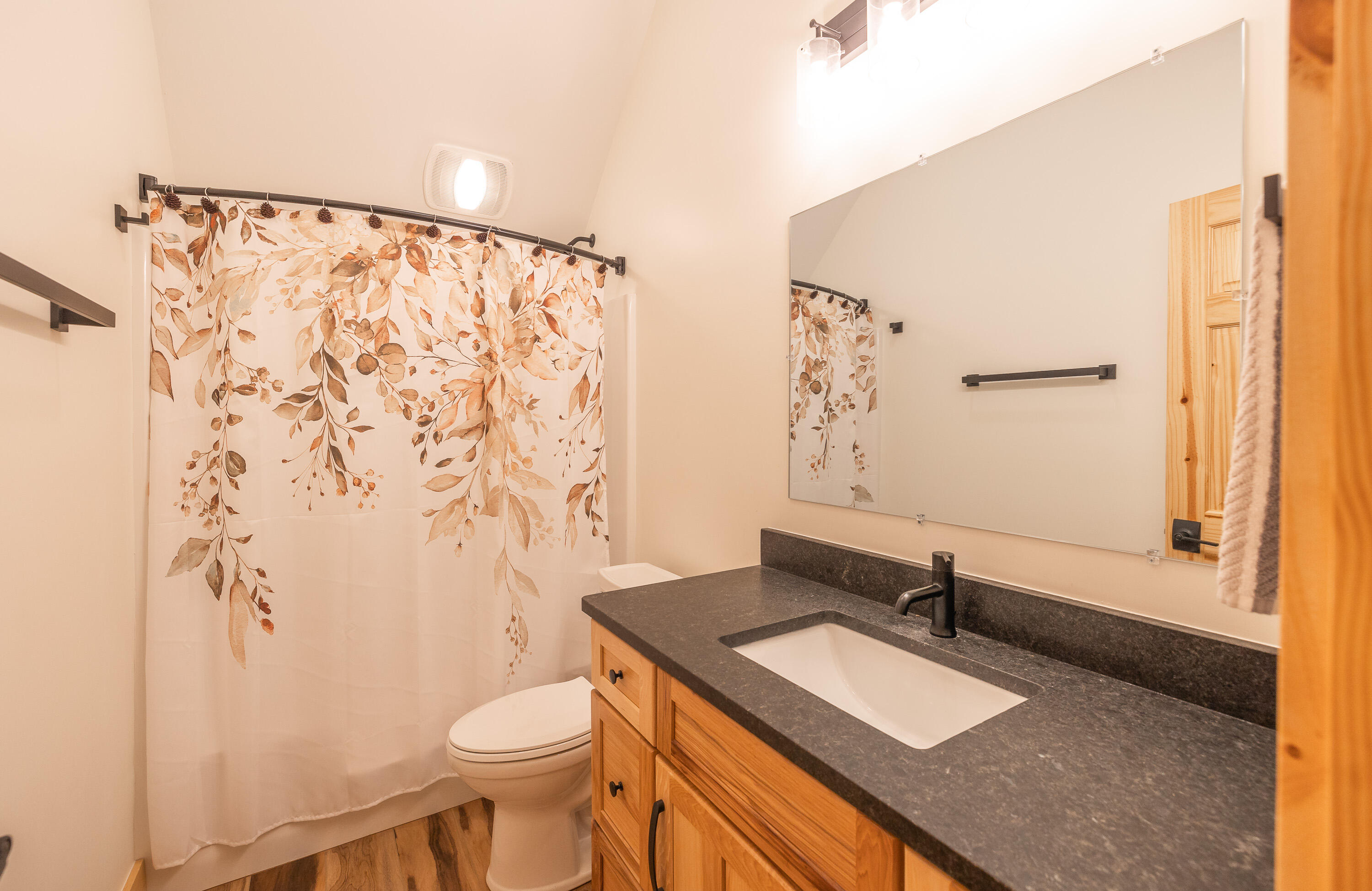 property viewer photo 63