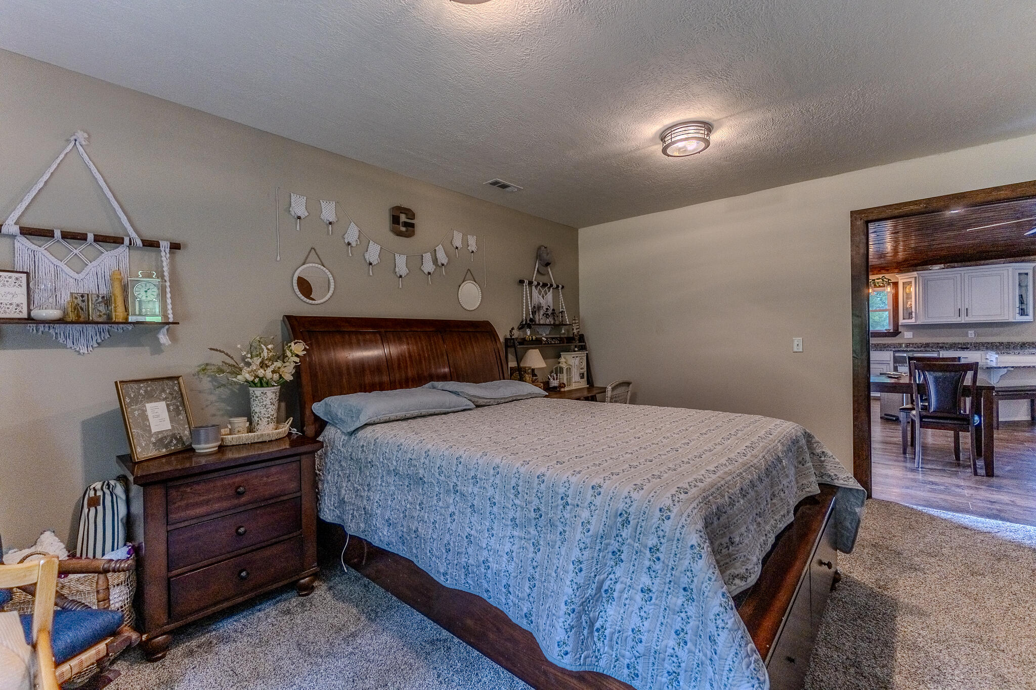 property viewer photo 13