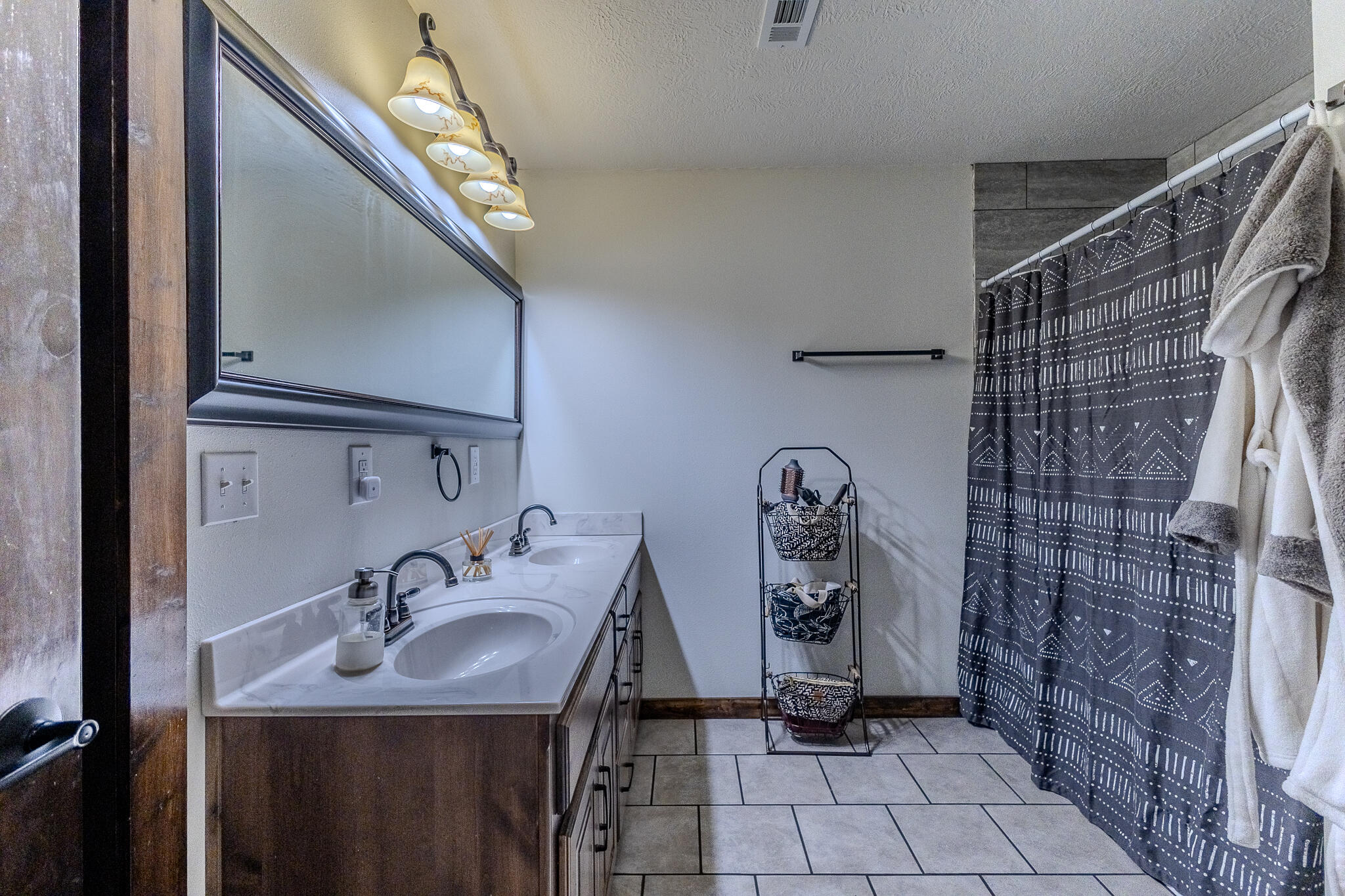 property viewer photo 14