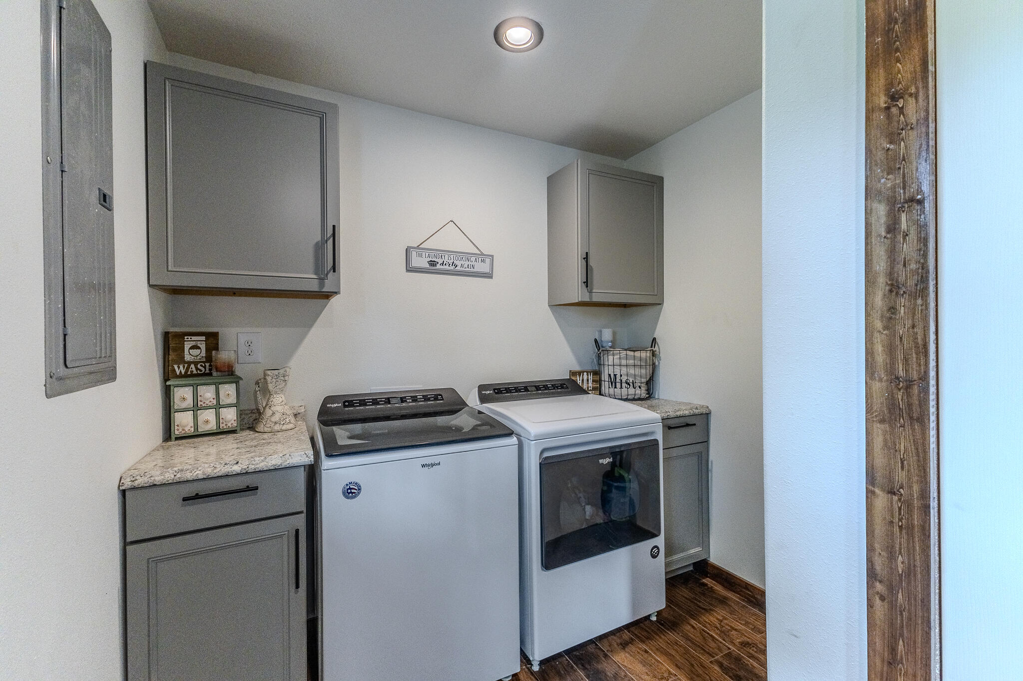 property viewer photo 18