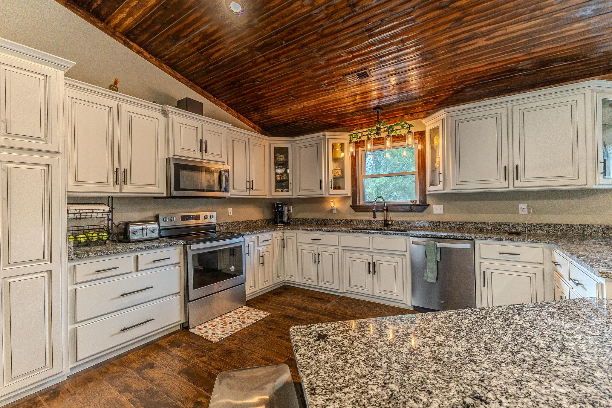 property viewer photo 5