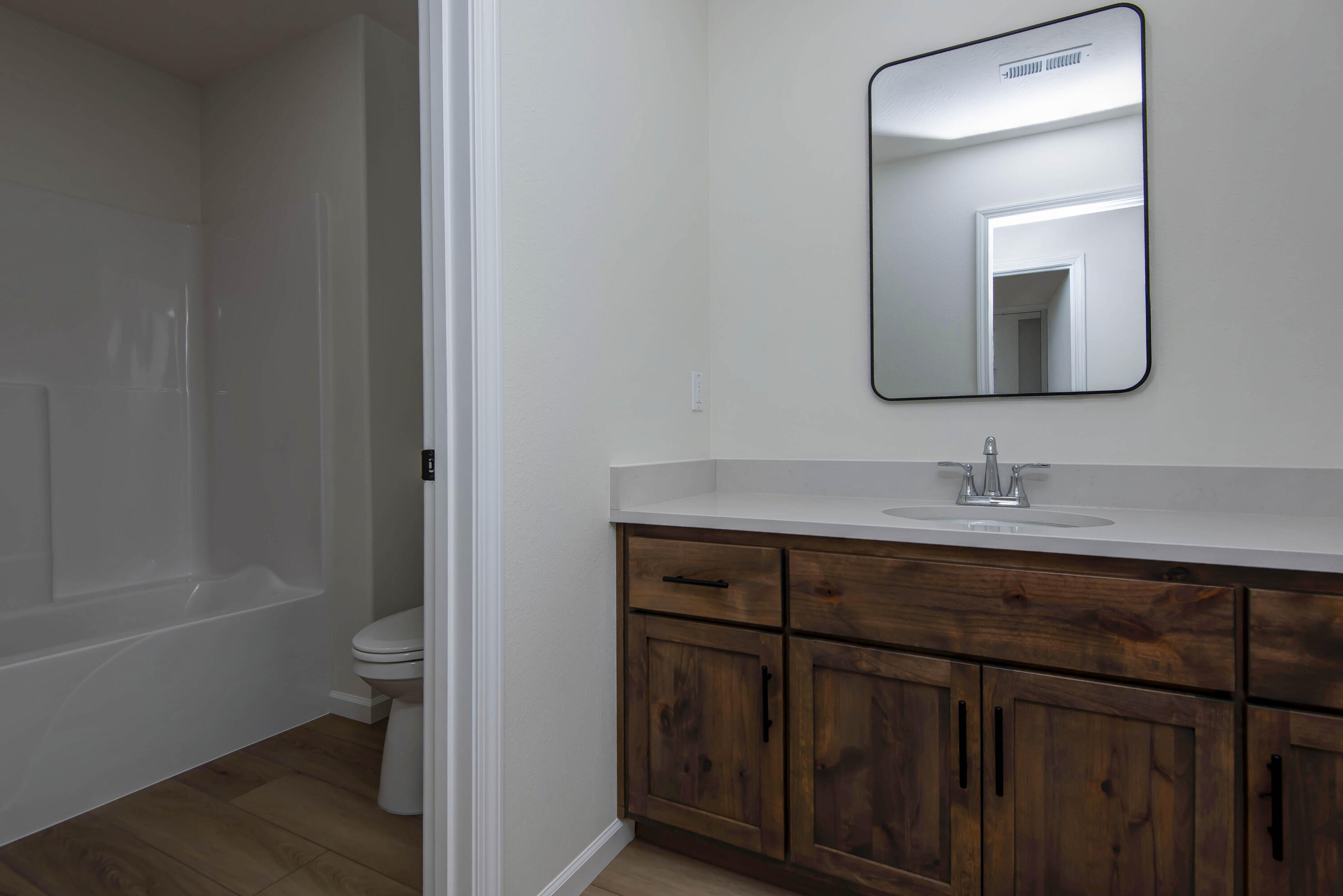 property viewer photo 23