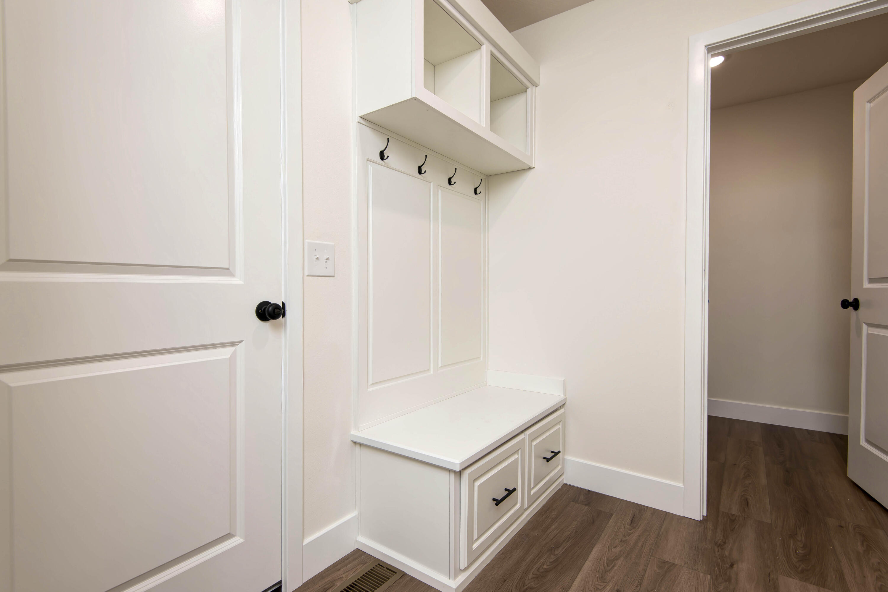 property viewer photo 12