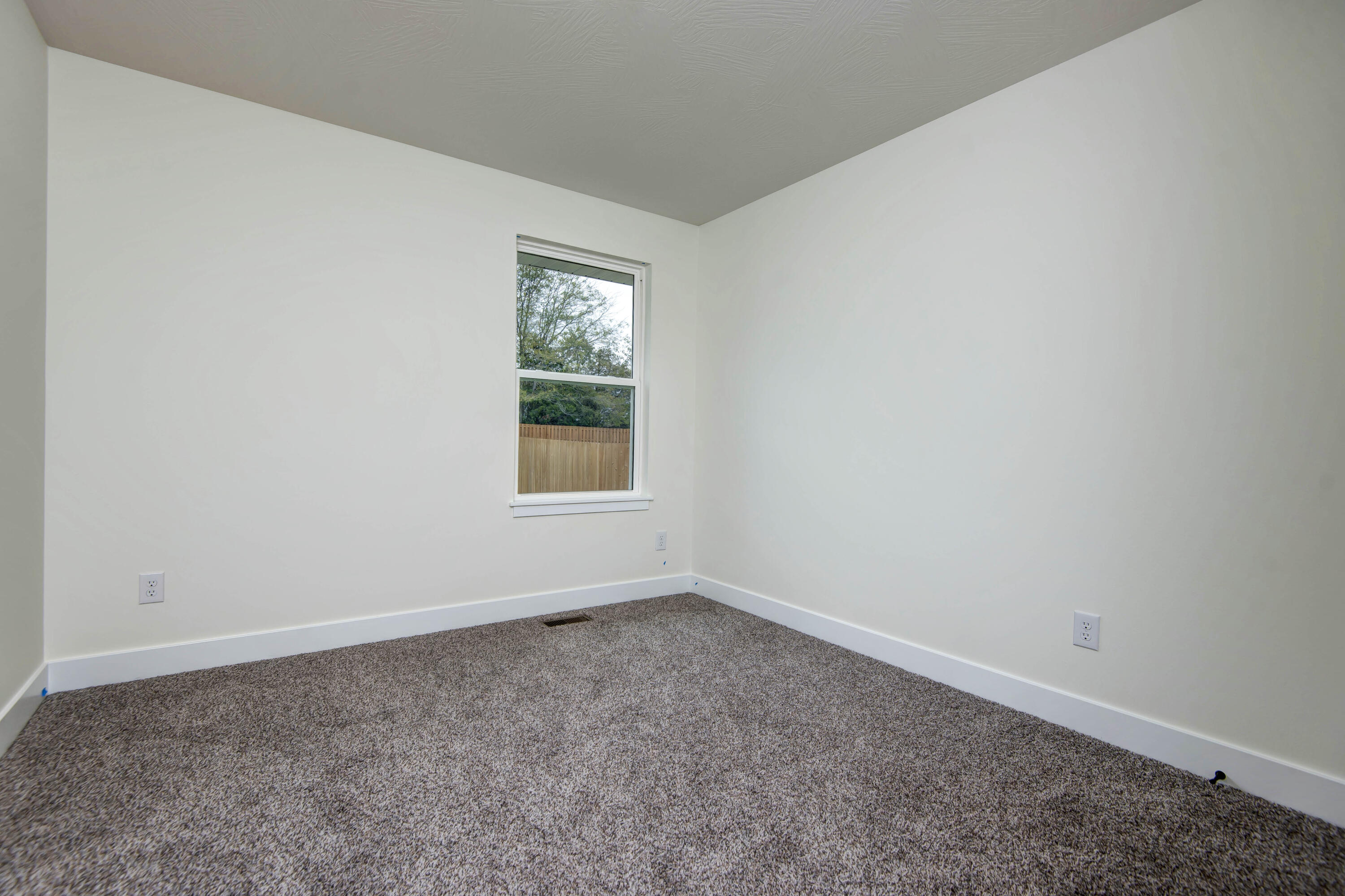 property viewer photo 14