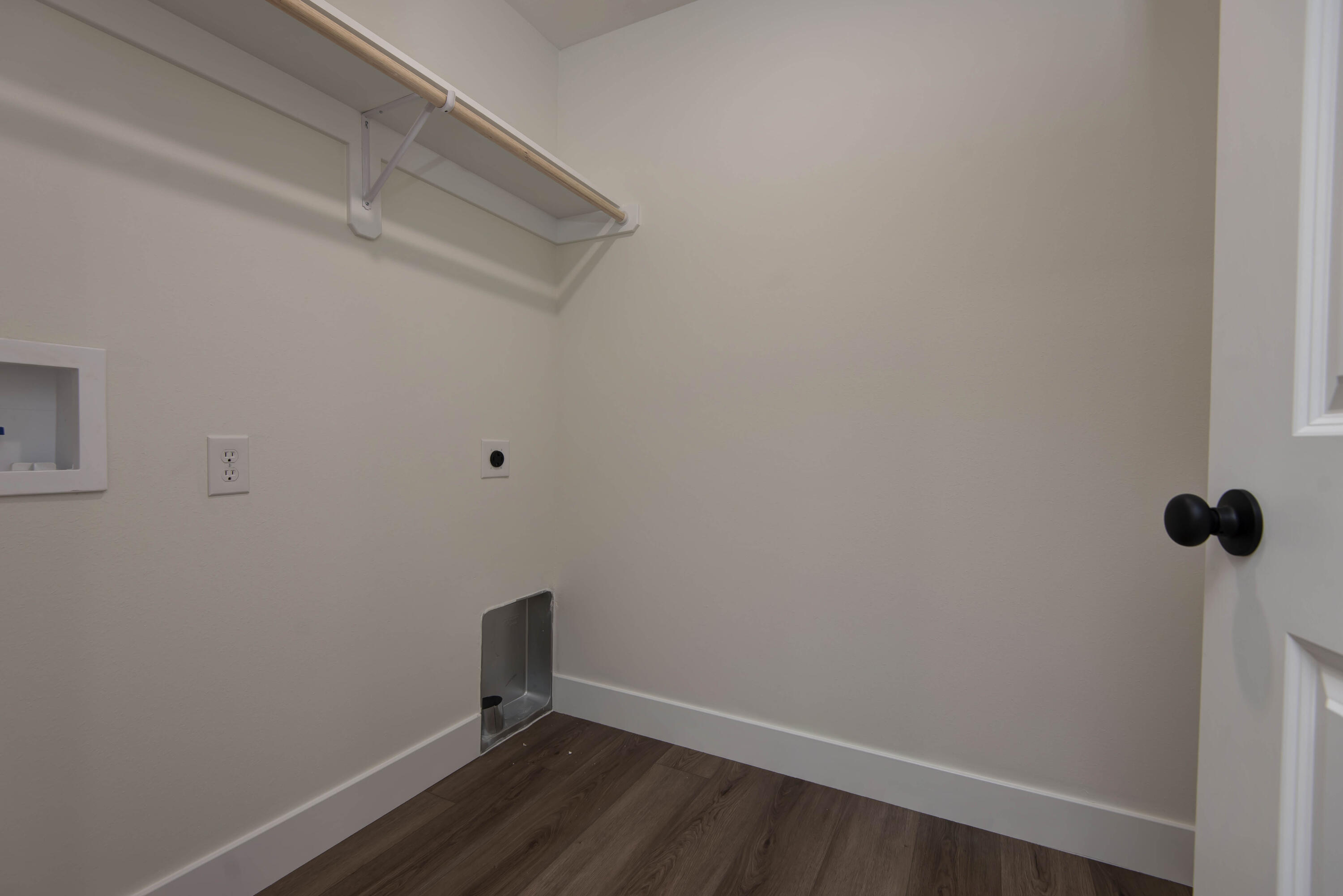 property viewer photo 15