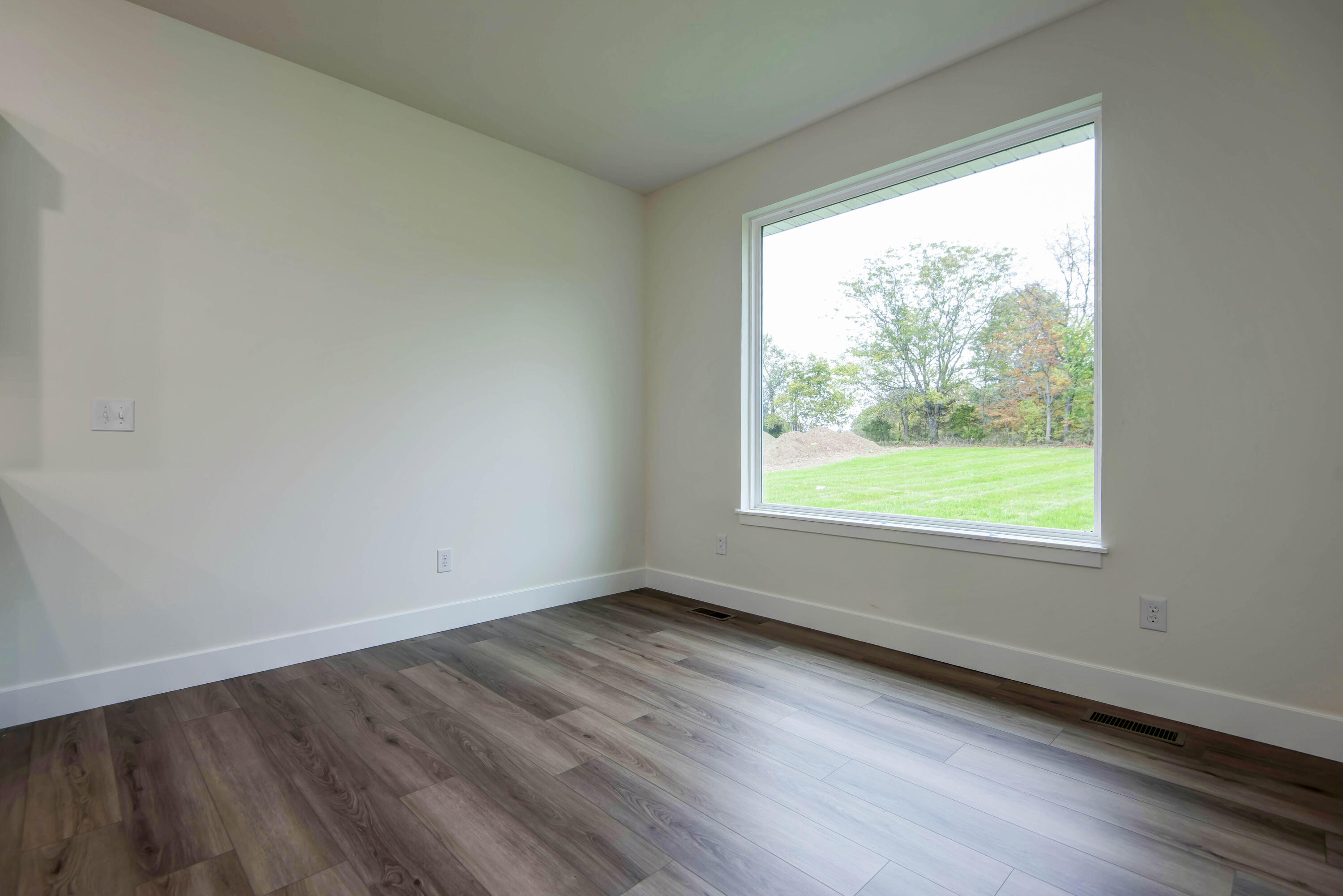 property viewer photo 17