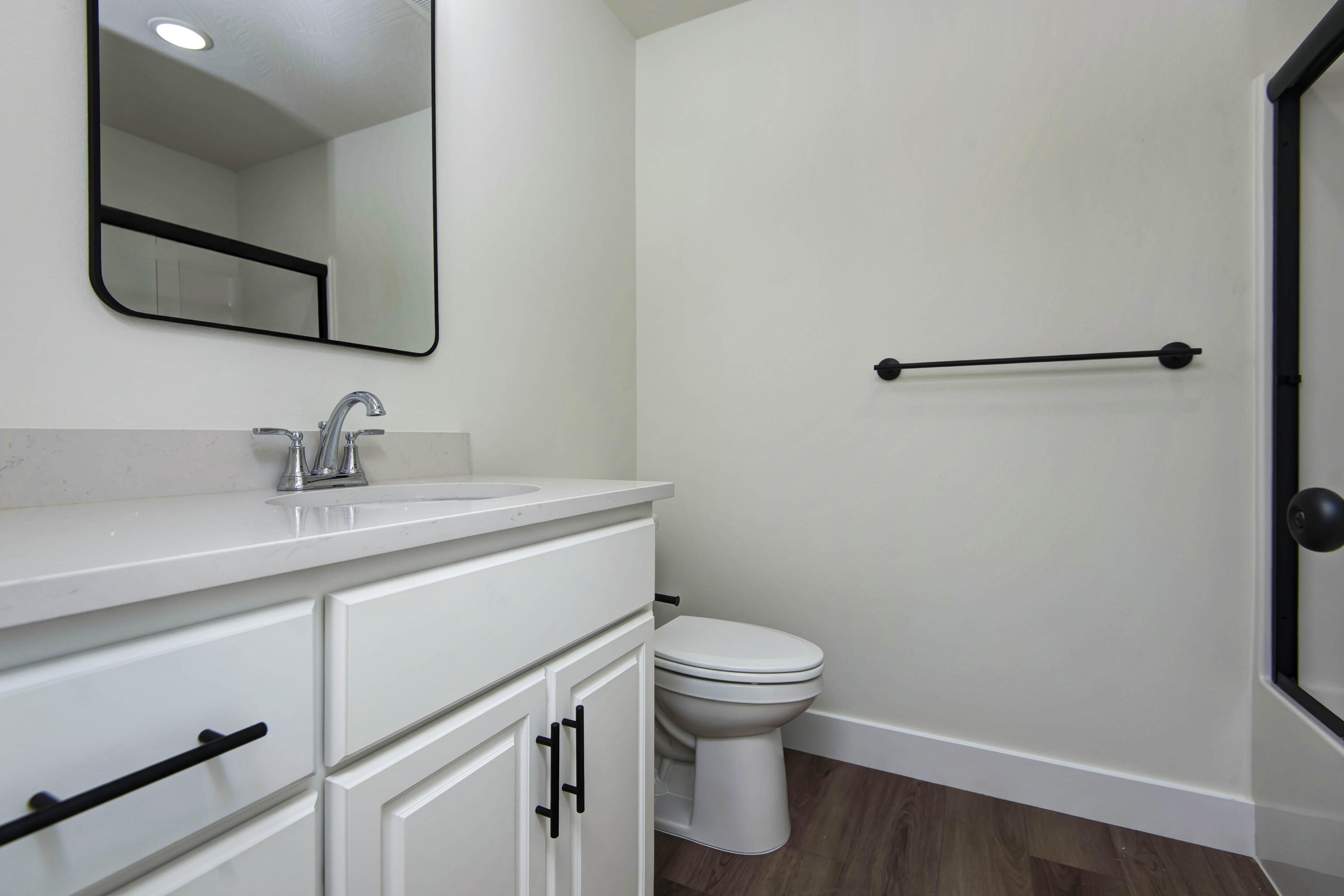 property viewer photo 18