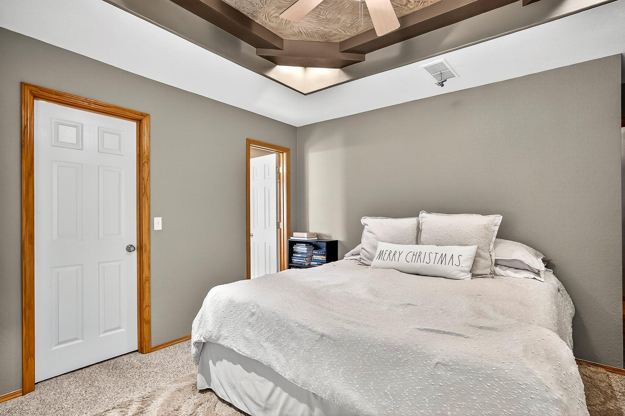 property viewer photo 11