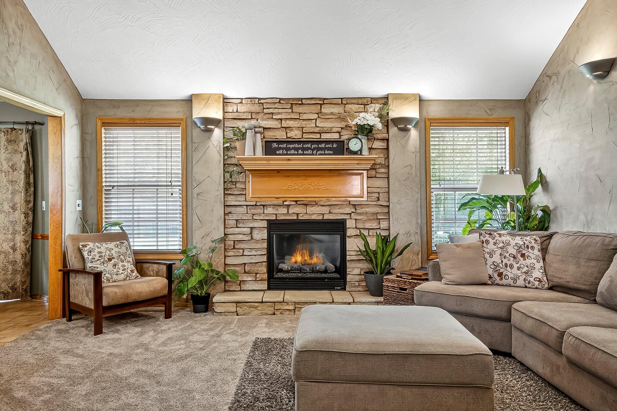 property viewer photo 2