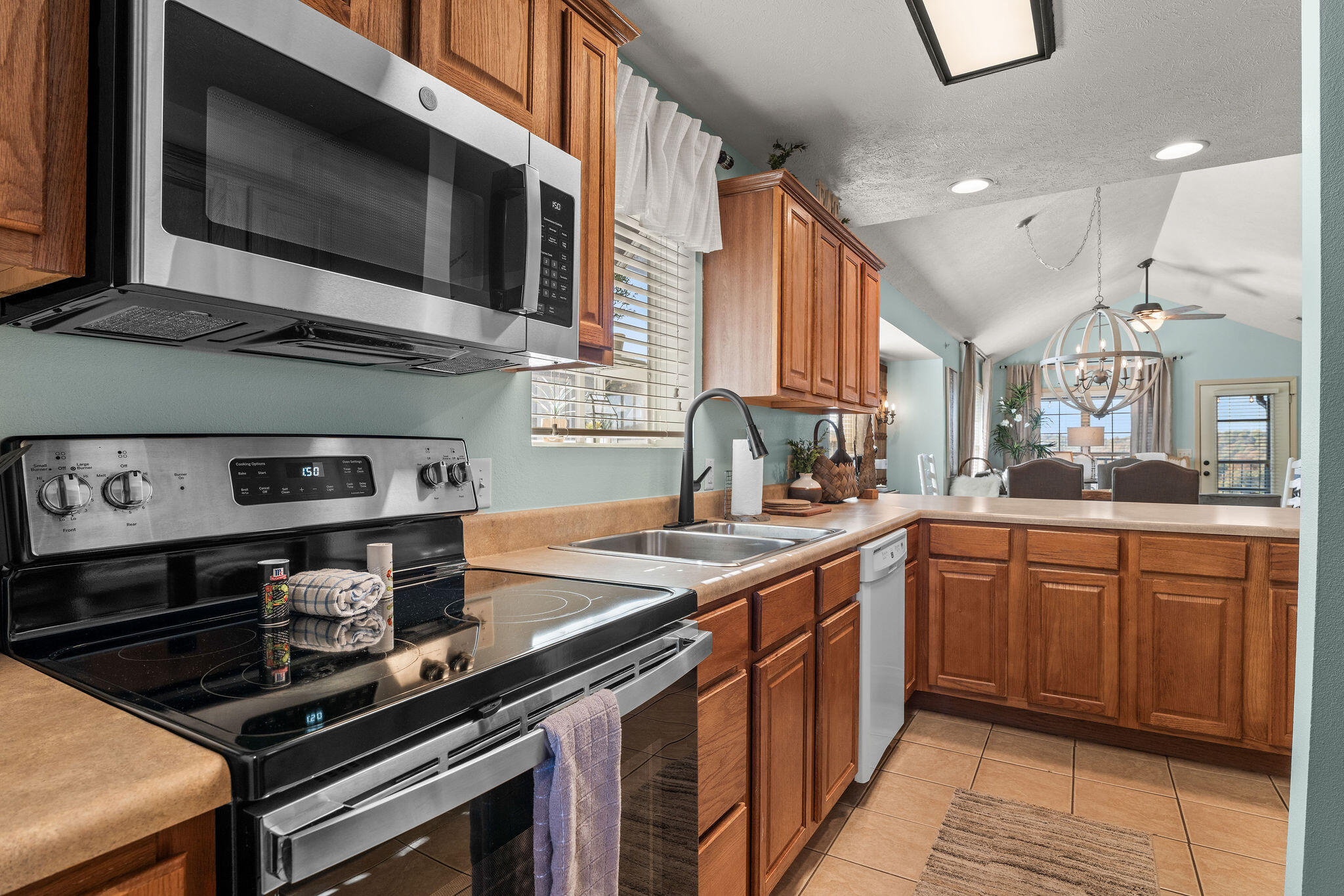 main property photo 15