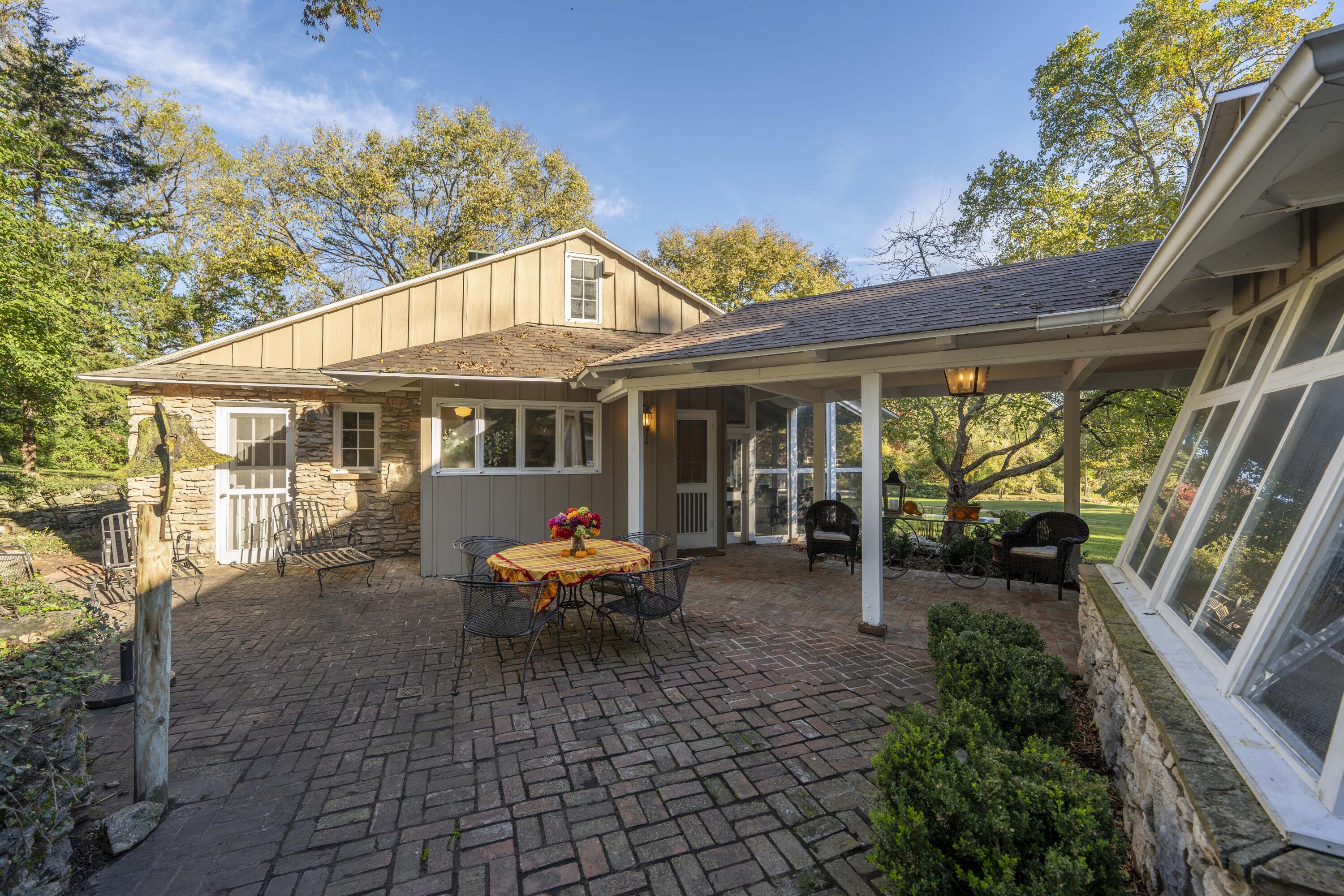 main property photo 49
